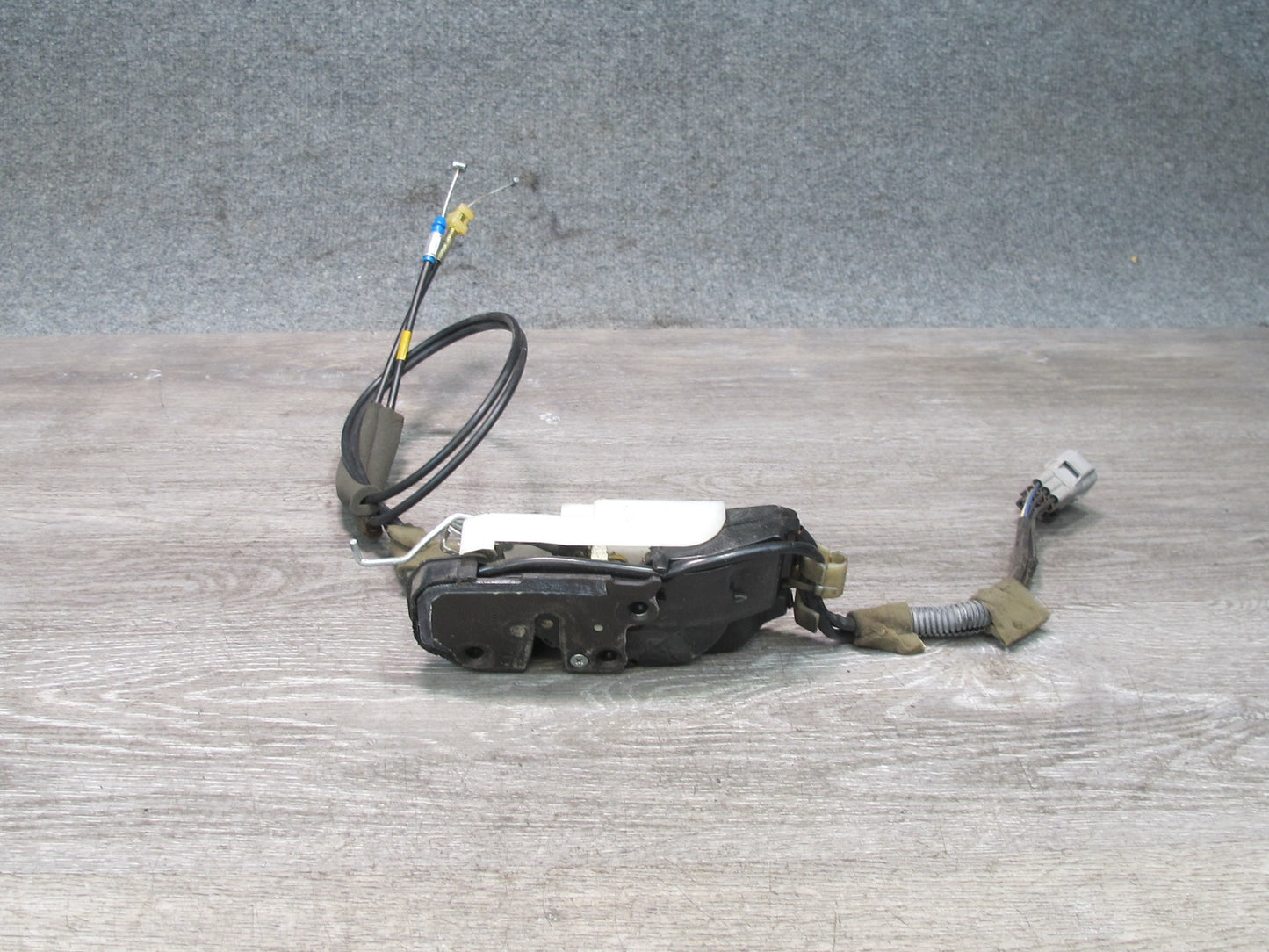 92-00 Lexus JZZ31L SC400 SC300 Front Right Pass Door Lock Latch Actuator OEM