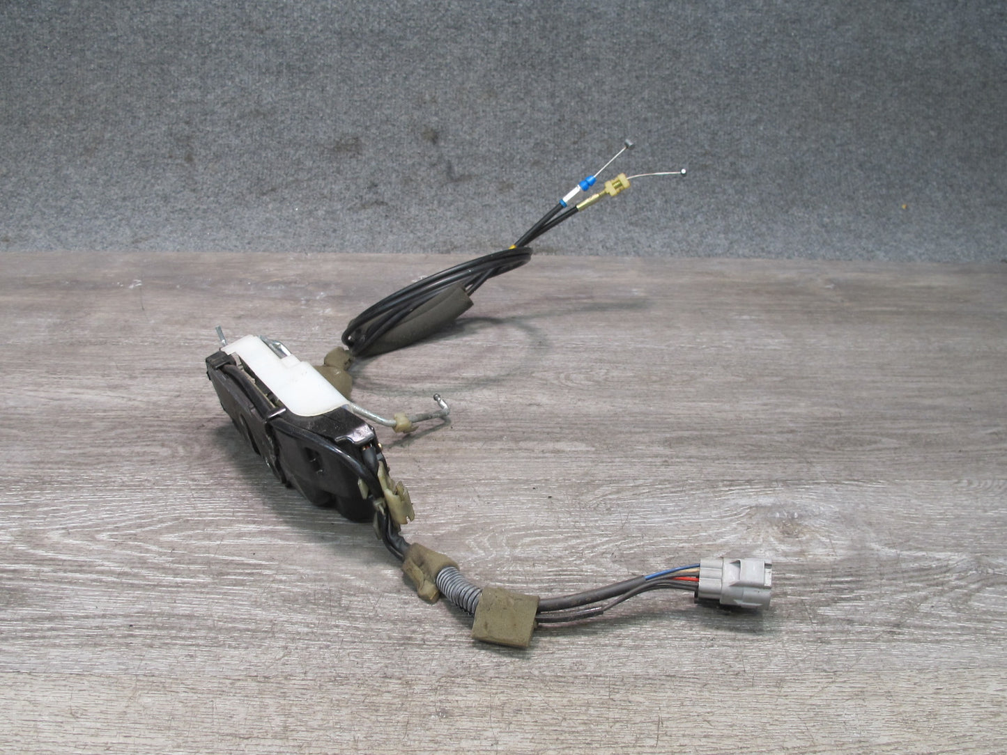 92-00 Lexus JZZ31L SC400 SC300 Front Right Pass Door Lock Latch Actuator OEM