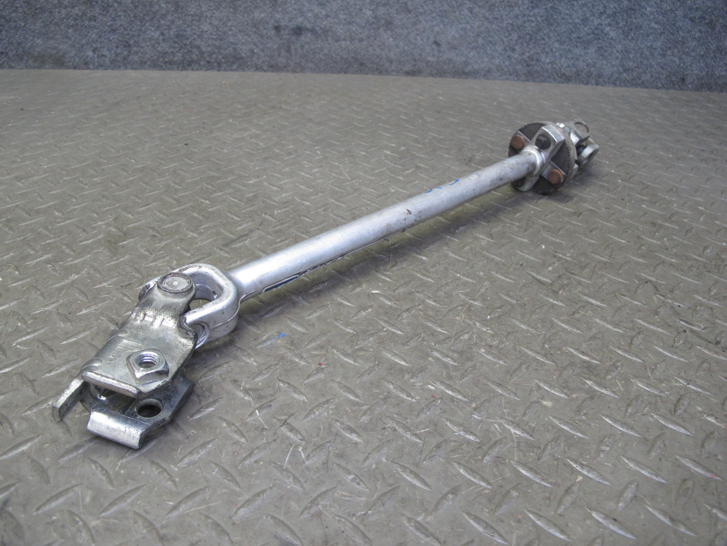 92-96 Chevrolet Corvette C4 Steering Column Coupler Intermediate Shaft OEM