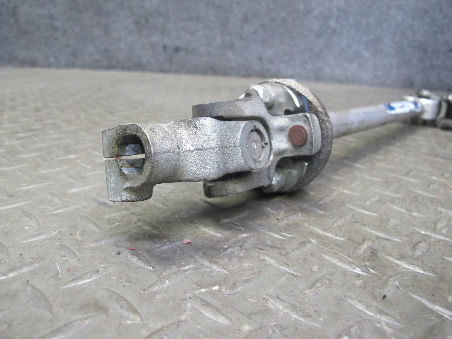 92-96 Chevrolet Corvette C4 Steering Column Coupler Intermediate Shaft OEM