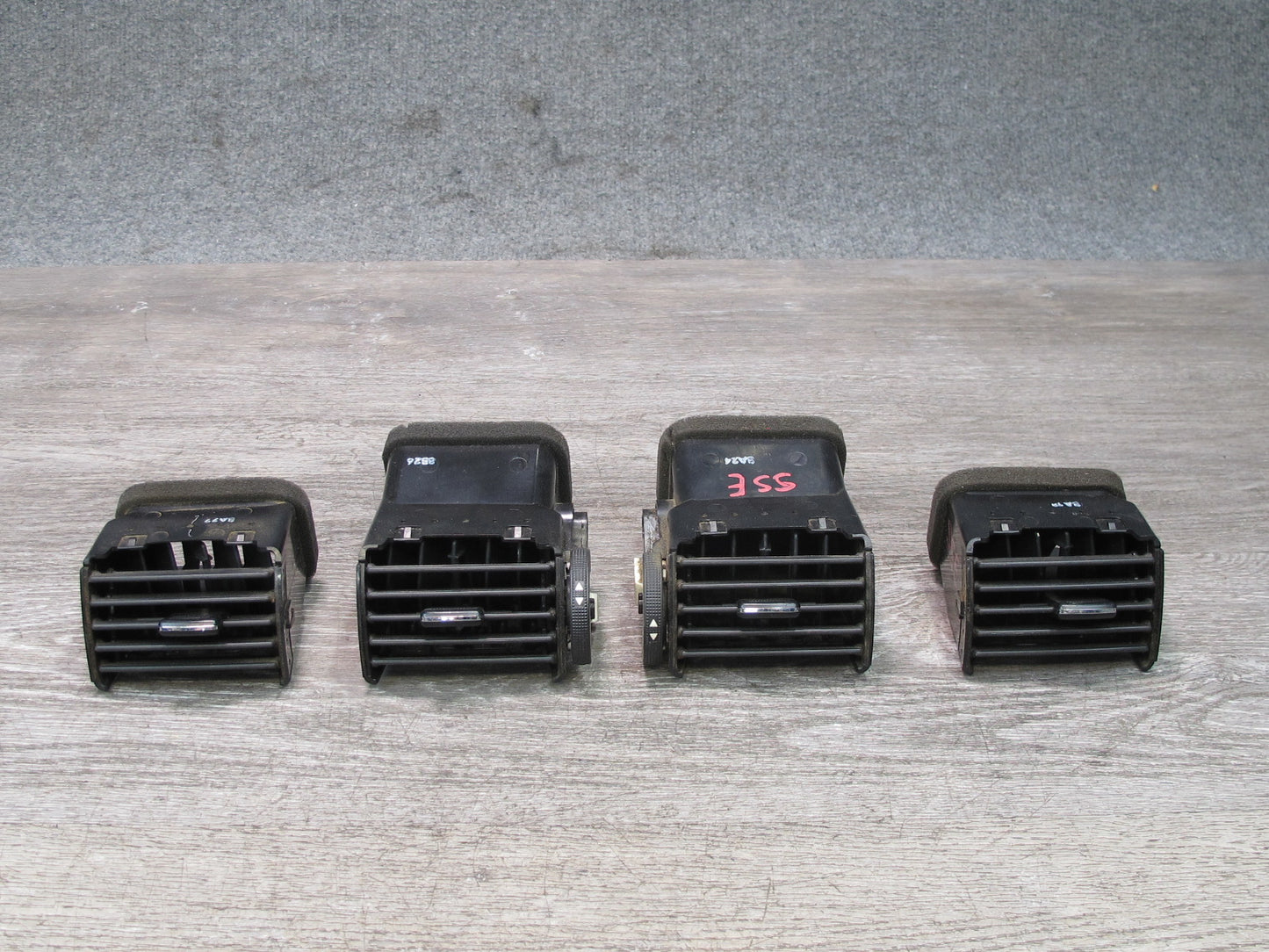 07-10 Saturn SKY Set of 4 Dash Front Left & Right A/C Air Vent Grille OEM