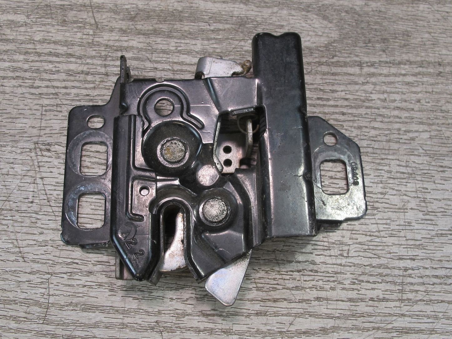 07-10 Saturn SKY Pontiac Solstice Set of 2 Front Left Right Hood Lock Latch OEM