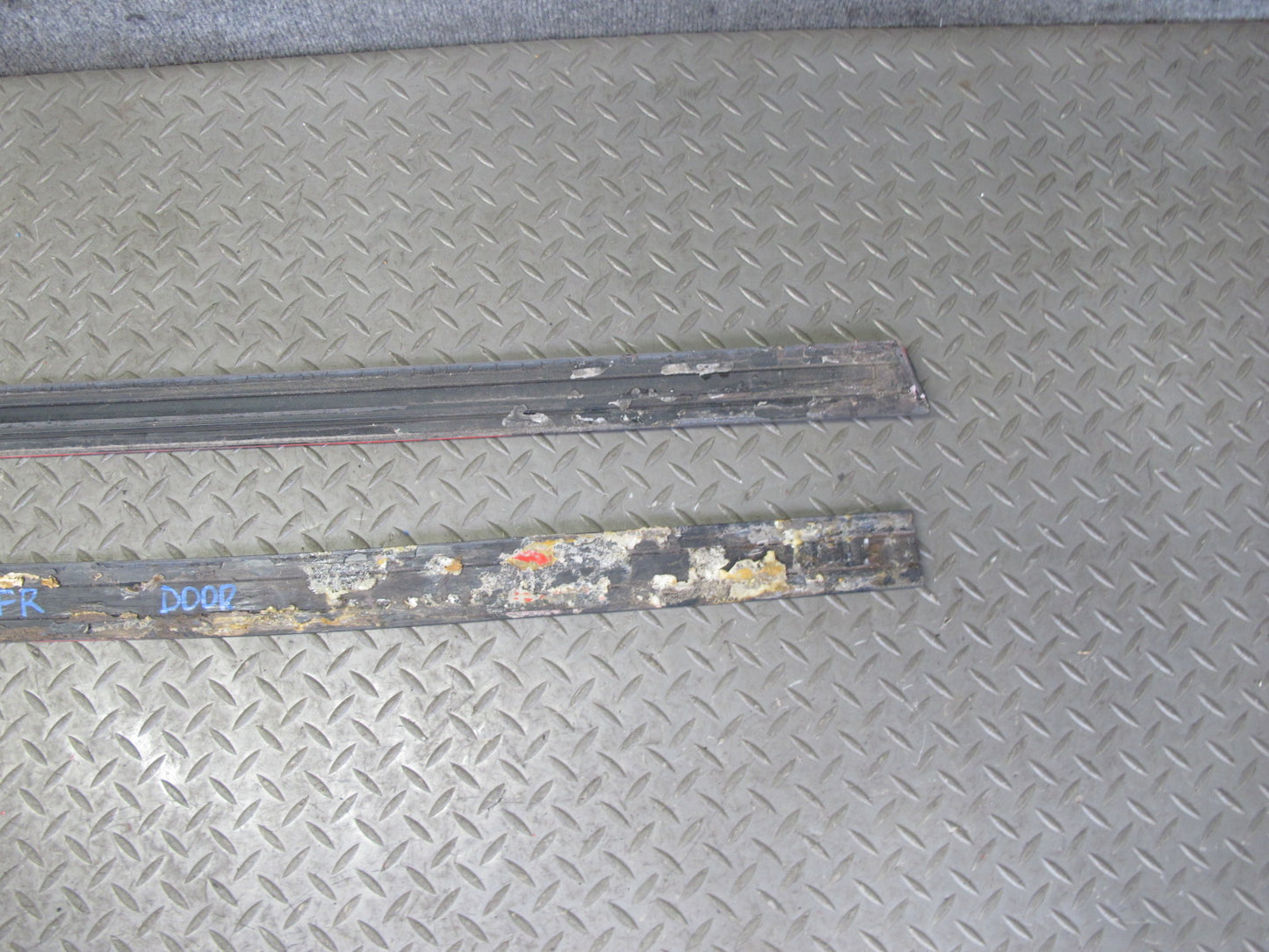 86-88 Mazda RX7 Front & Rear Left & Right Fender Door Molding Trim Set 12pcs OEM