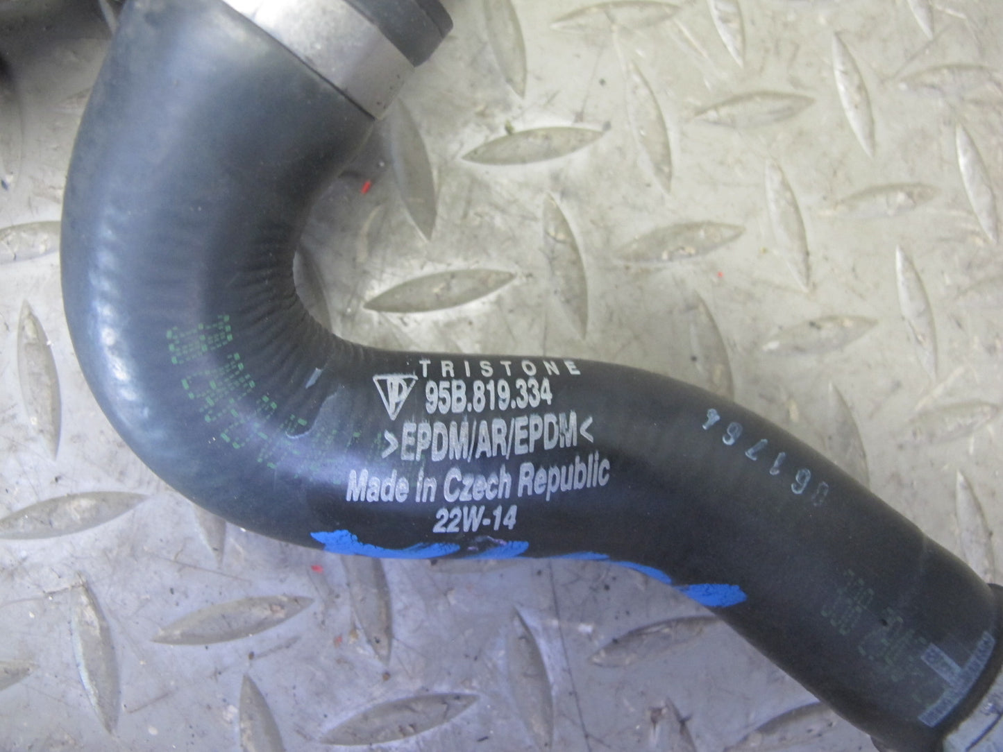 2015-2018 Porsche Macan 3.0L Engine Coolant Hose Pipe Line Set of 4