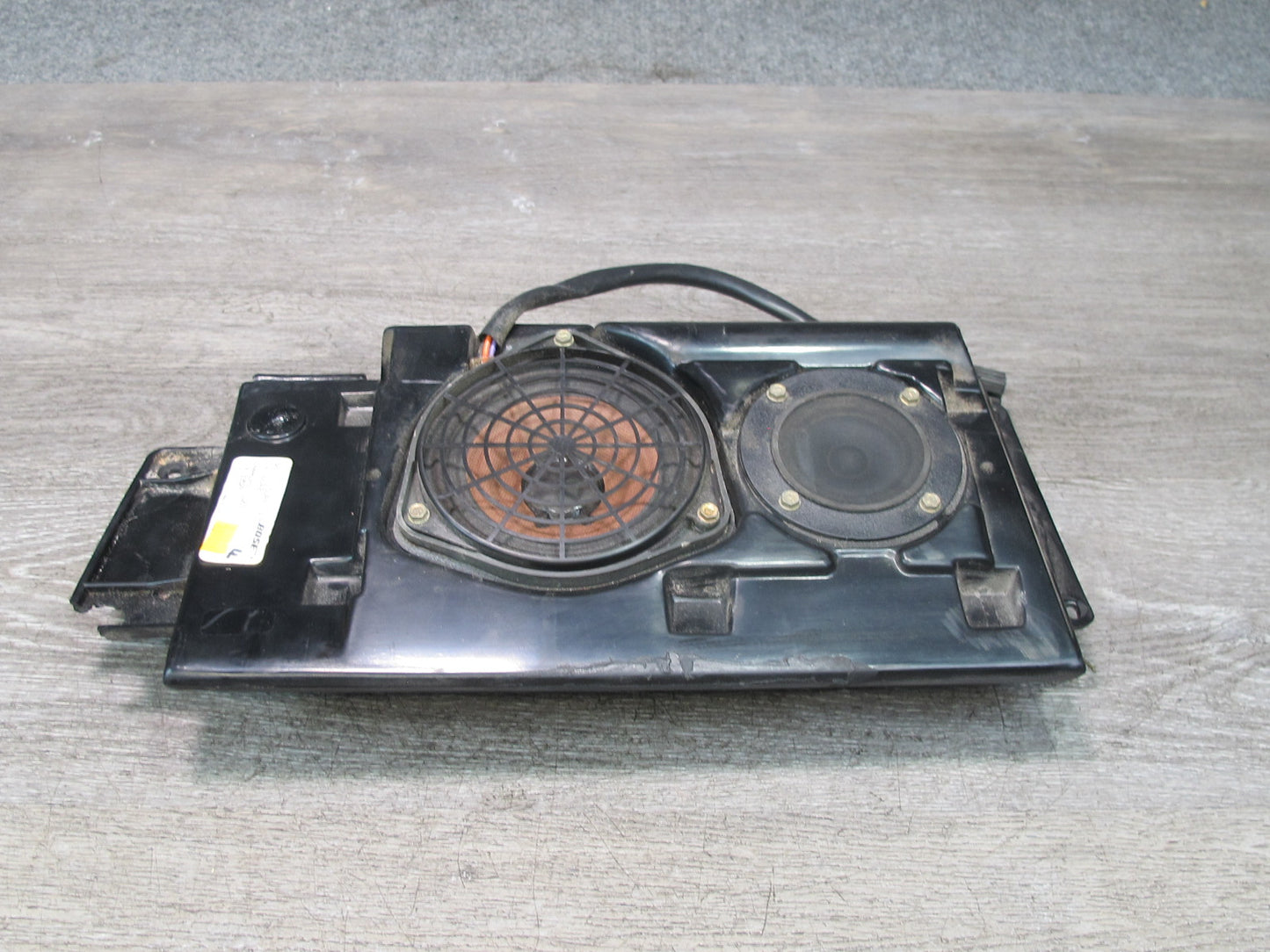90-96 Chevrolet Corvette C4 Coupe Set of 2 Front Left & Right Bose Speaker OEM
