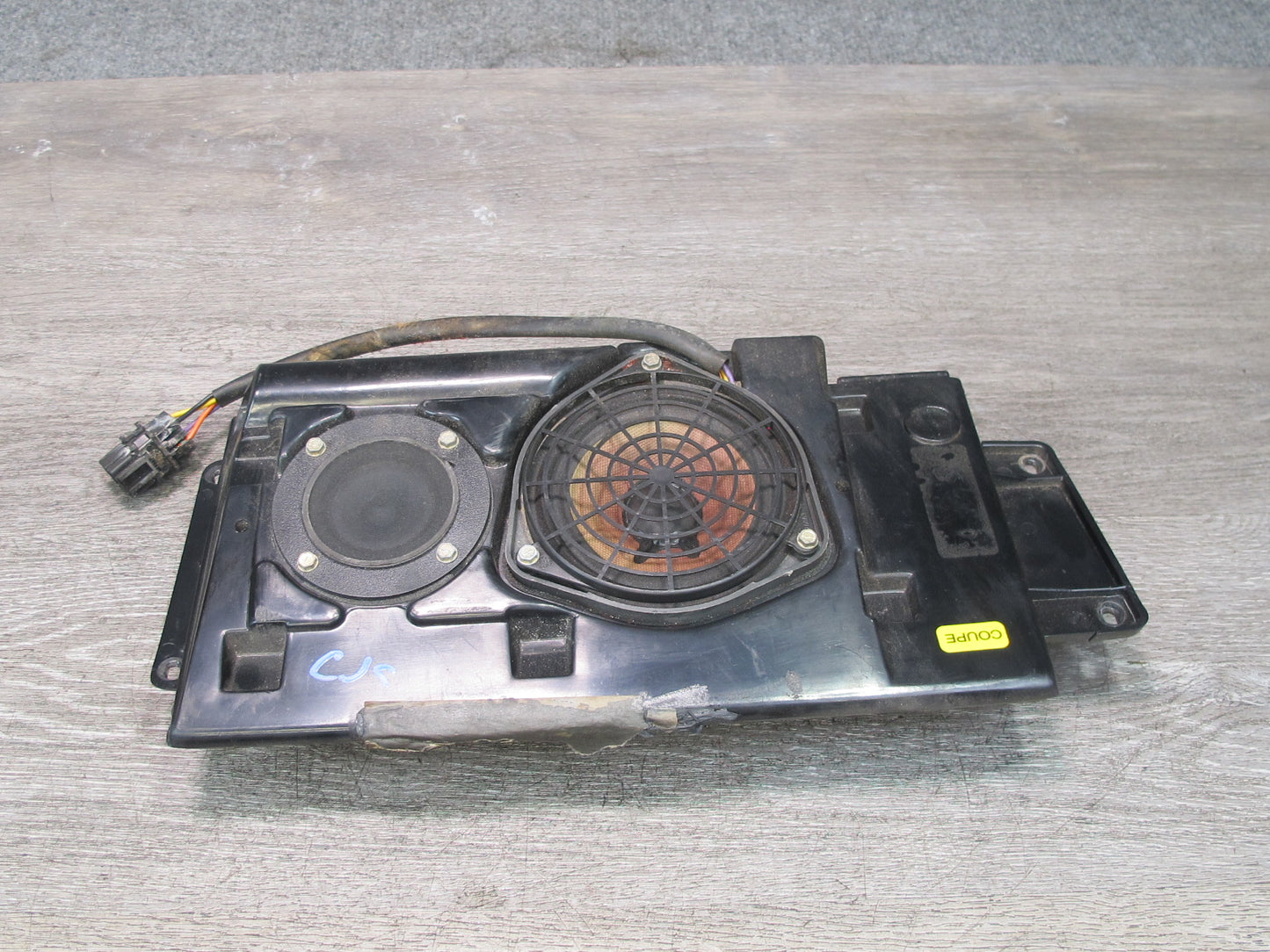 90-96 Chevrolet Corvette C4 Coupe Set of 2 Front Left & Right Bose Speaker OEM