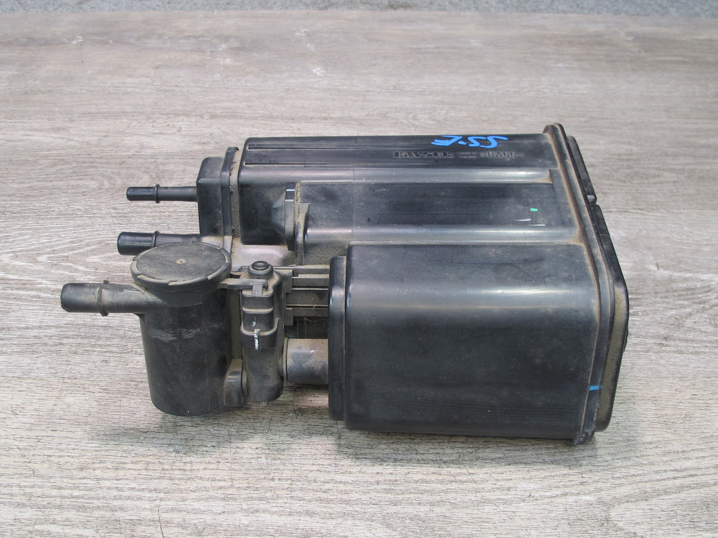 07-10 Saturn SKY Pontiac Solstice Fuel Evap Vapor Charcoal Canister OEM