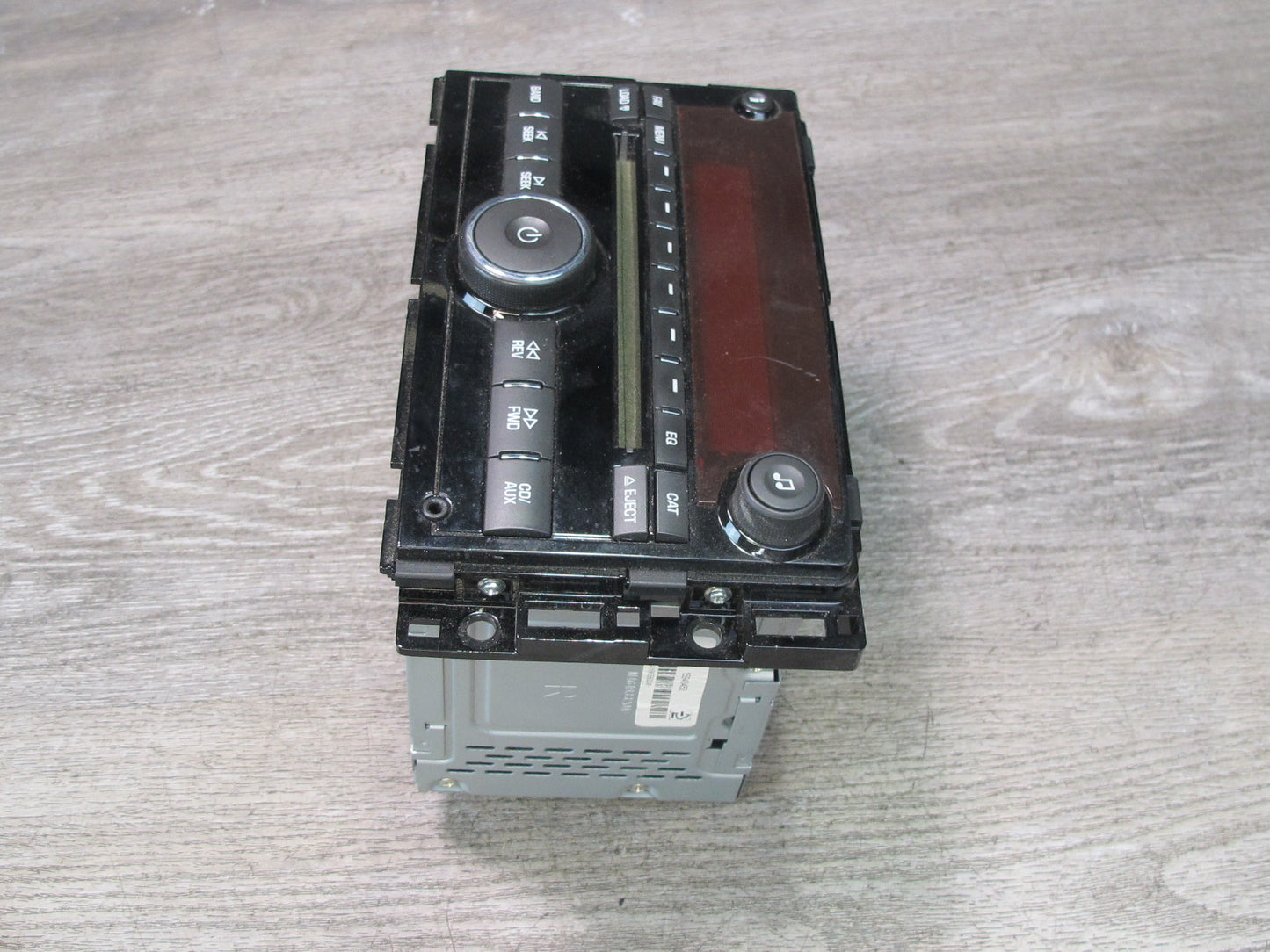 07-08 Saturn SKY Dash AM FM Radio CD MP3 Stereo Head Unit 15948458 OEM