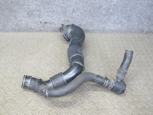 2015-2018 Porsche Macan S Right Air Intake Hose Duct Tube Pipe 95B128532A