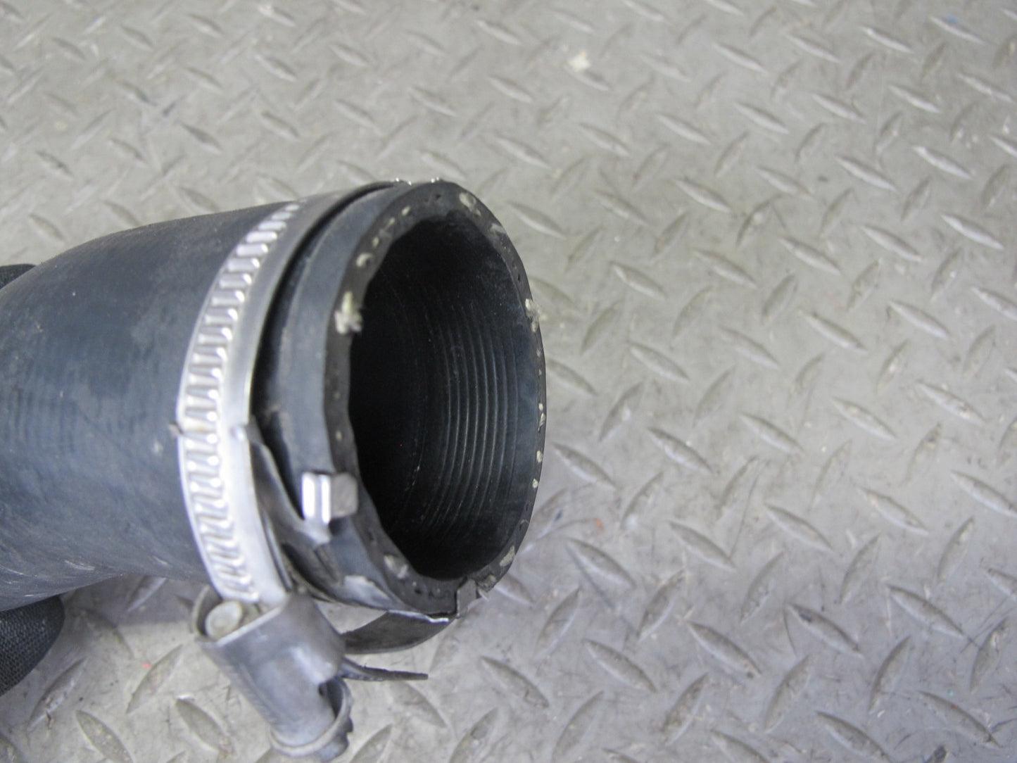 2015-2018 Porsche Macan S Intercooler Hose Pipe Line Set of 2