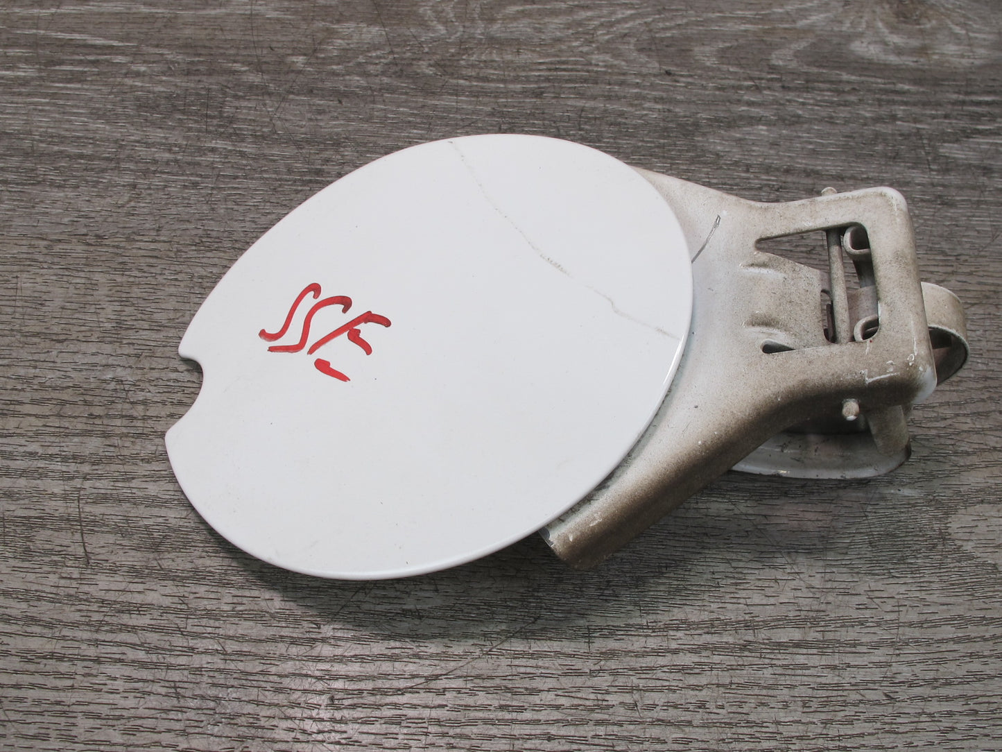 07-10 Saturn SKY Fuel Tank Filler Door Lid Cover w Housing Polar White OEM