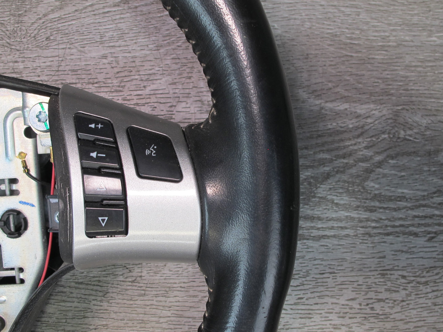 07-09 Saturn SKY Redline 3-SPOKE Black Leather Steering w Controls OEM