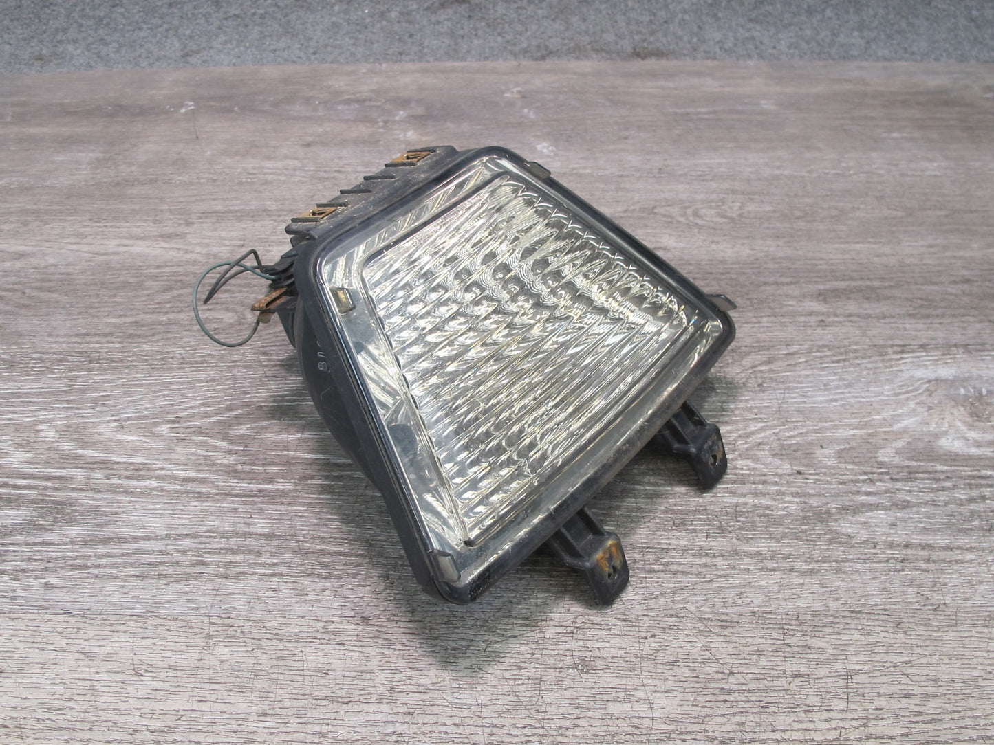 07-10 Saturn SKY Rear Bumper Lower Reverse Back-up Light Lamp OEM