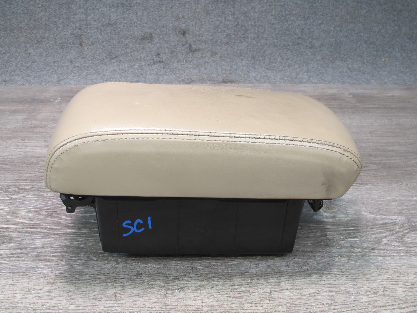 92-00 Lexus JZZ31L SC400 SC300 Front Center Console Armrest w Storage Box OEM