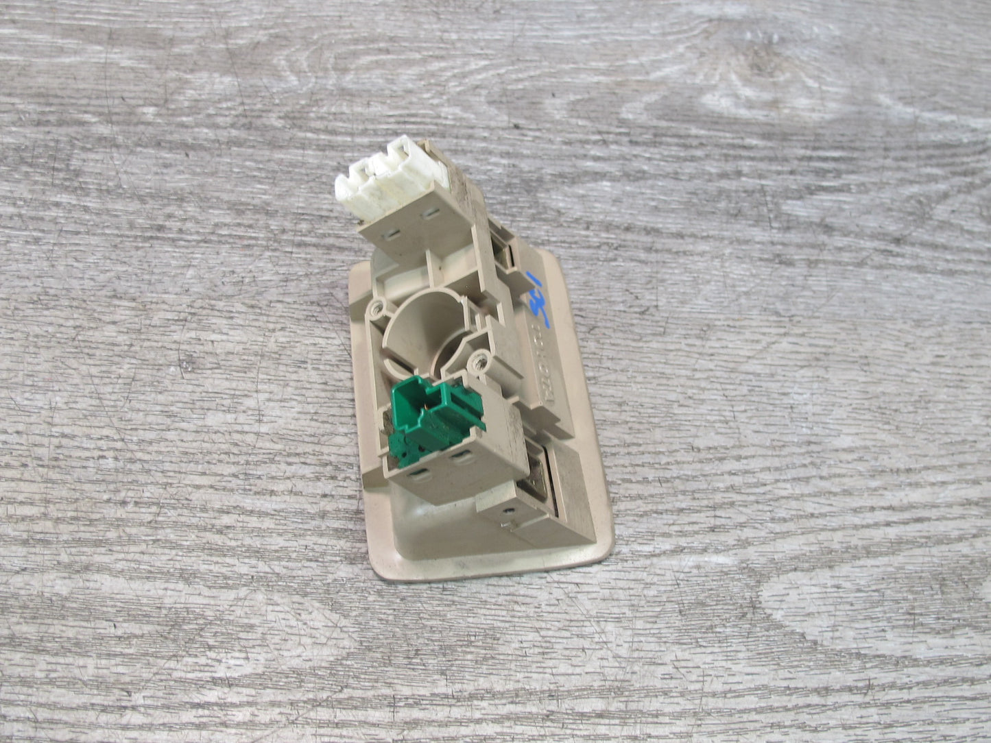 92-00 Lexus JZZ31L SC400 SC300 Fuel Door & Trunk Open Button Switch OEM