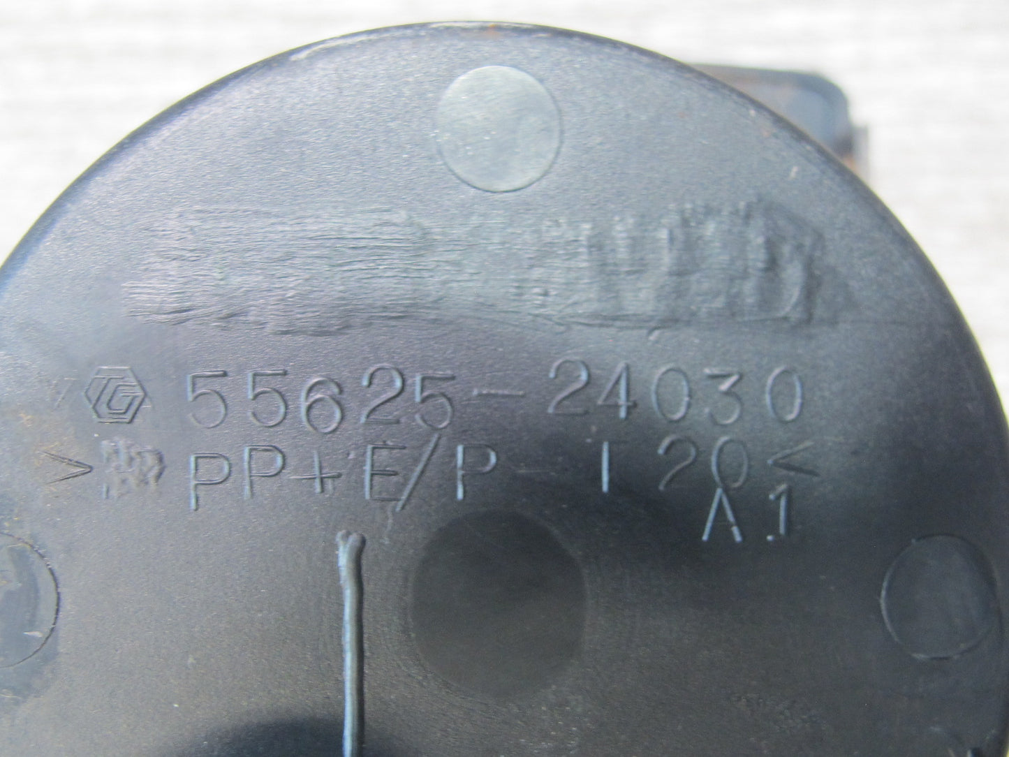 92-00 Lexus JZZ31L SC400 SC300 Front Center Console CUP Holder 55625-24030 OEM