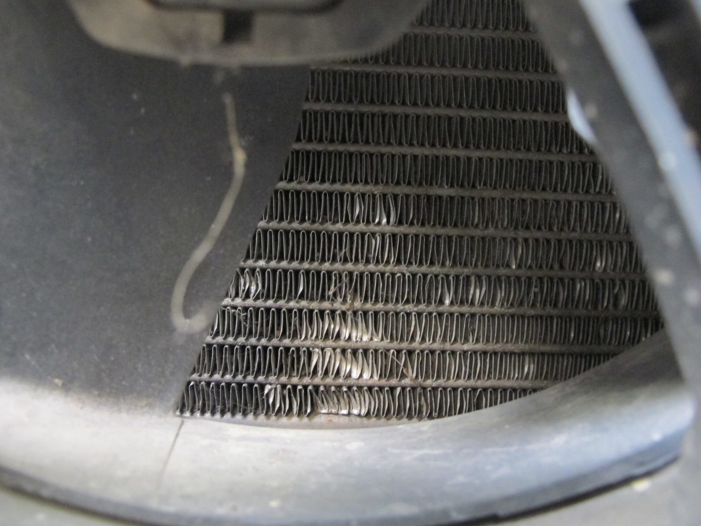 90-93 Chevrolet Corvette C4 A/T Engine Radiator AC Condenser Fan Shroud Assy OEM