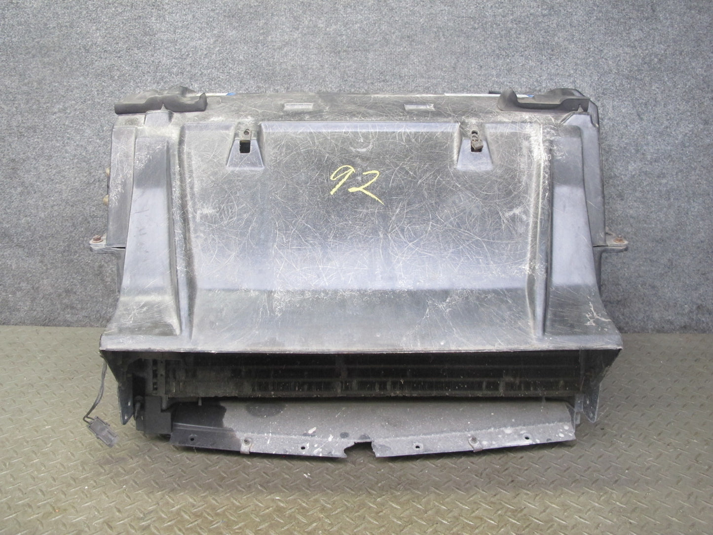 90-93 Chevrolet Corvette C4 A/T Engine Radiator AC Condenser Fan Shroud Assy OEM