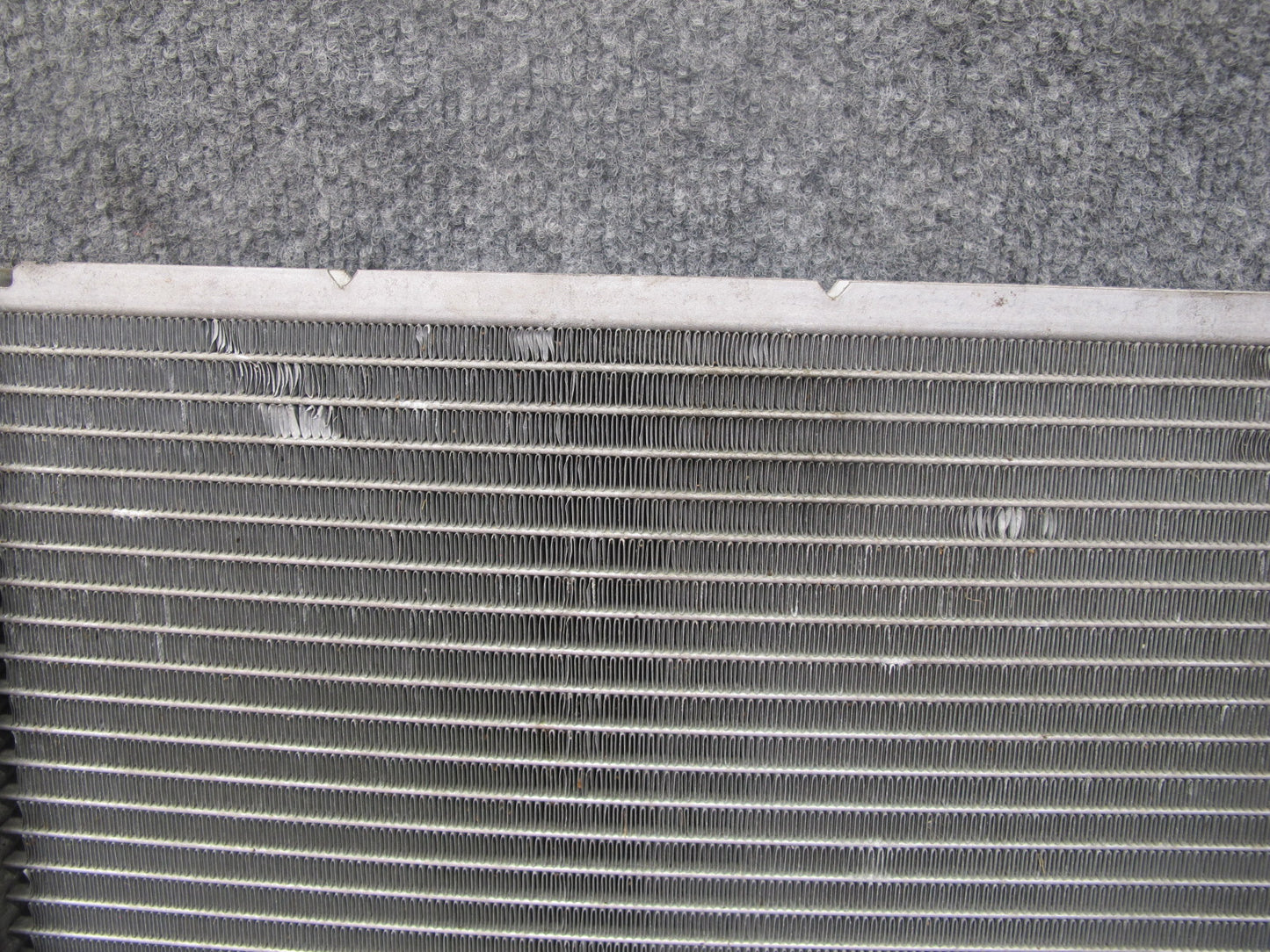 00-05 Toyota MR2 Spyder ZZW30L Engine Cooling Radiator 422132-1802 OEM