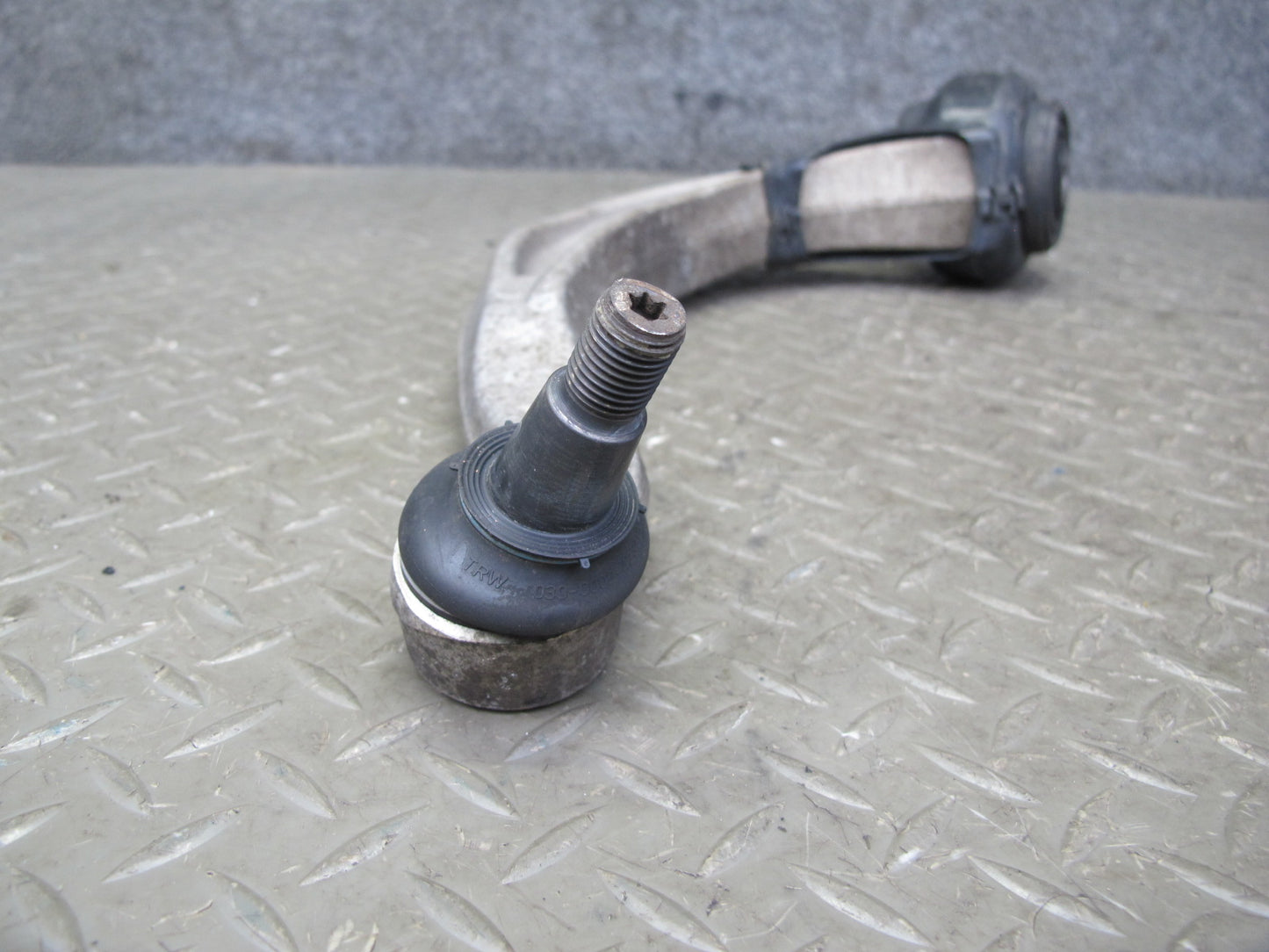 2015-2018 Porsche Macan Front Right Lower Control Arm Fork Set of 2
