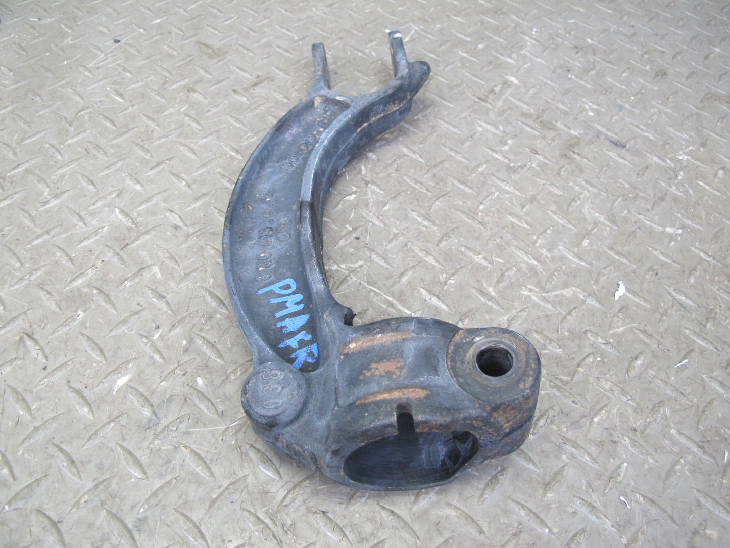 2015-2018 Porsche Macan Front Right Lower Control Arm Fork Set of 2