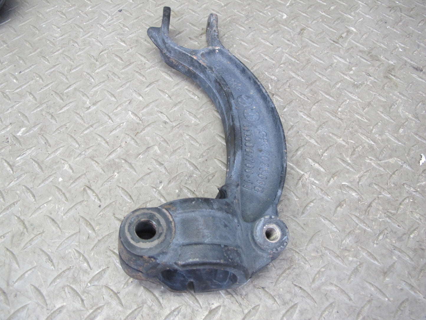 2015-2018 Porsche Macan Front Right Lower Control Arm Fork Set of 2