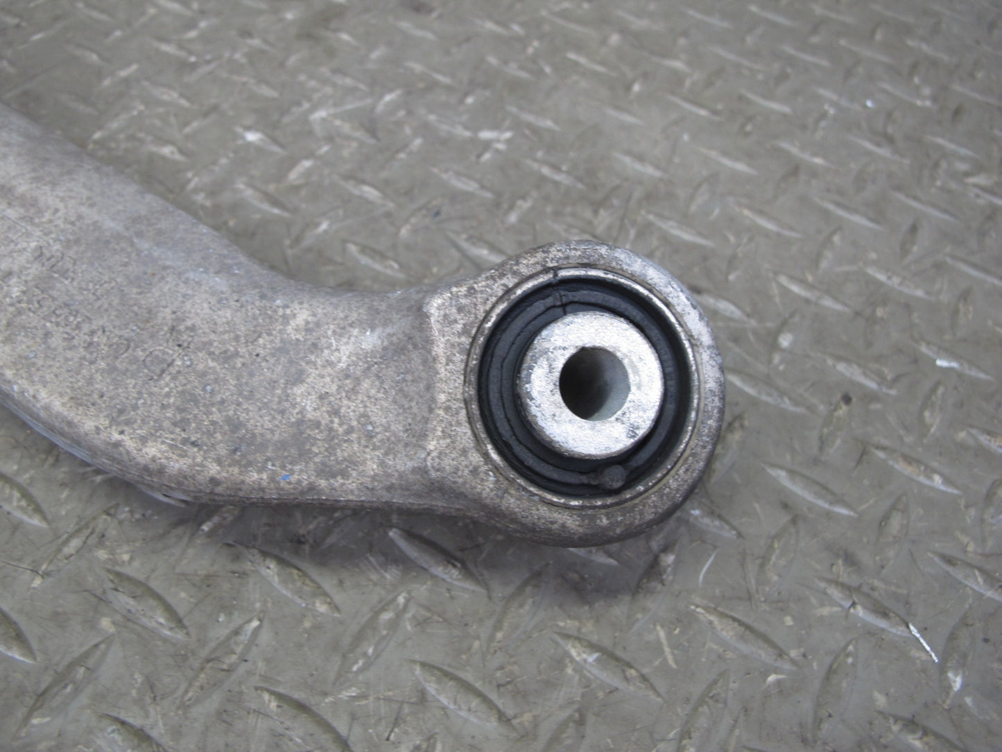 2015-2018 Porsche Macan Rear Right Upper & Lower Control Arm Set of 2