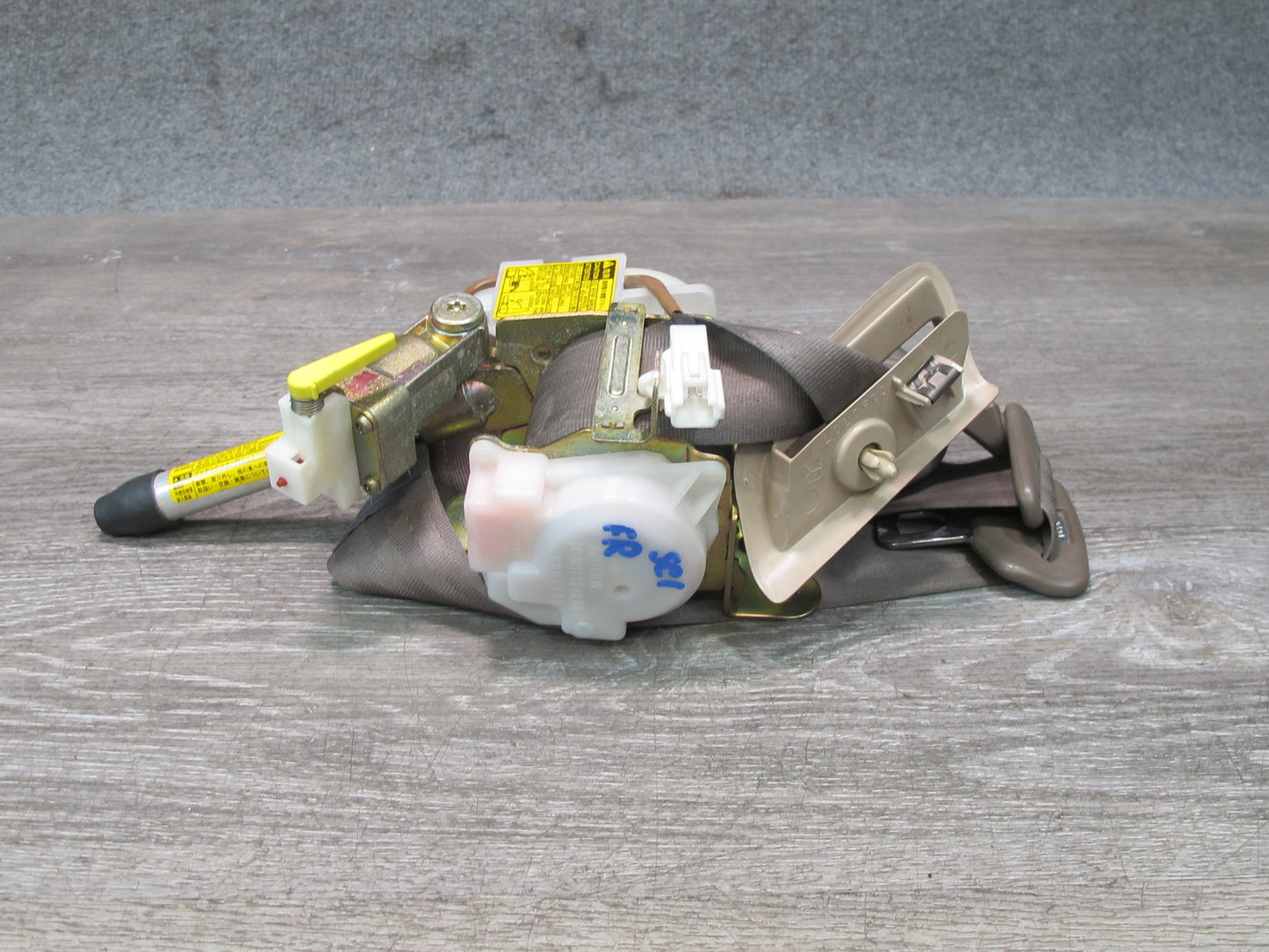 97-00 LEXUS SC300 SC400 FRONT RIGHT & LEFT SIDE SEATBELT RETRACTOR SET OEM