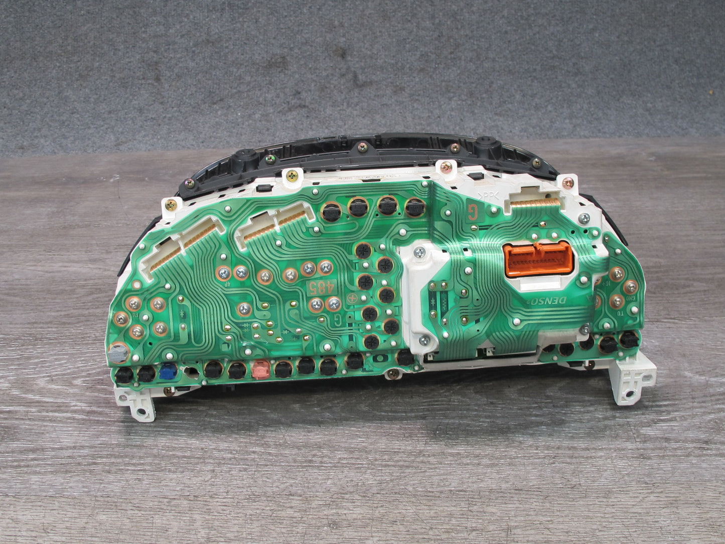 98-00 Lexus JZZ31L SC300 A/T Instrument Cluster Speedometer 83800-24021 OEM
