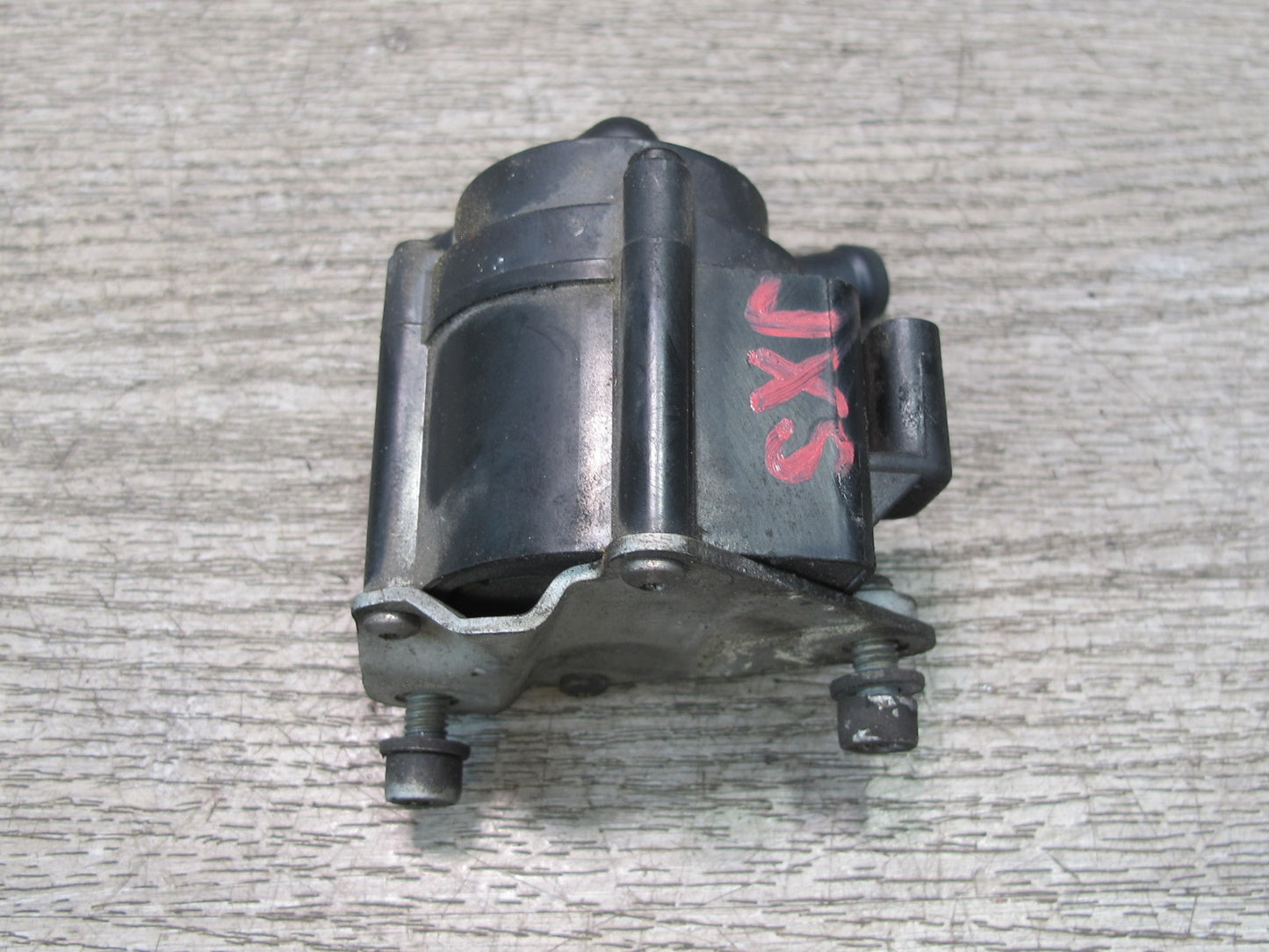 2010-2014 BMW E71 X6M Engine Additional Auxiliary Water Pump