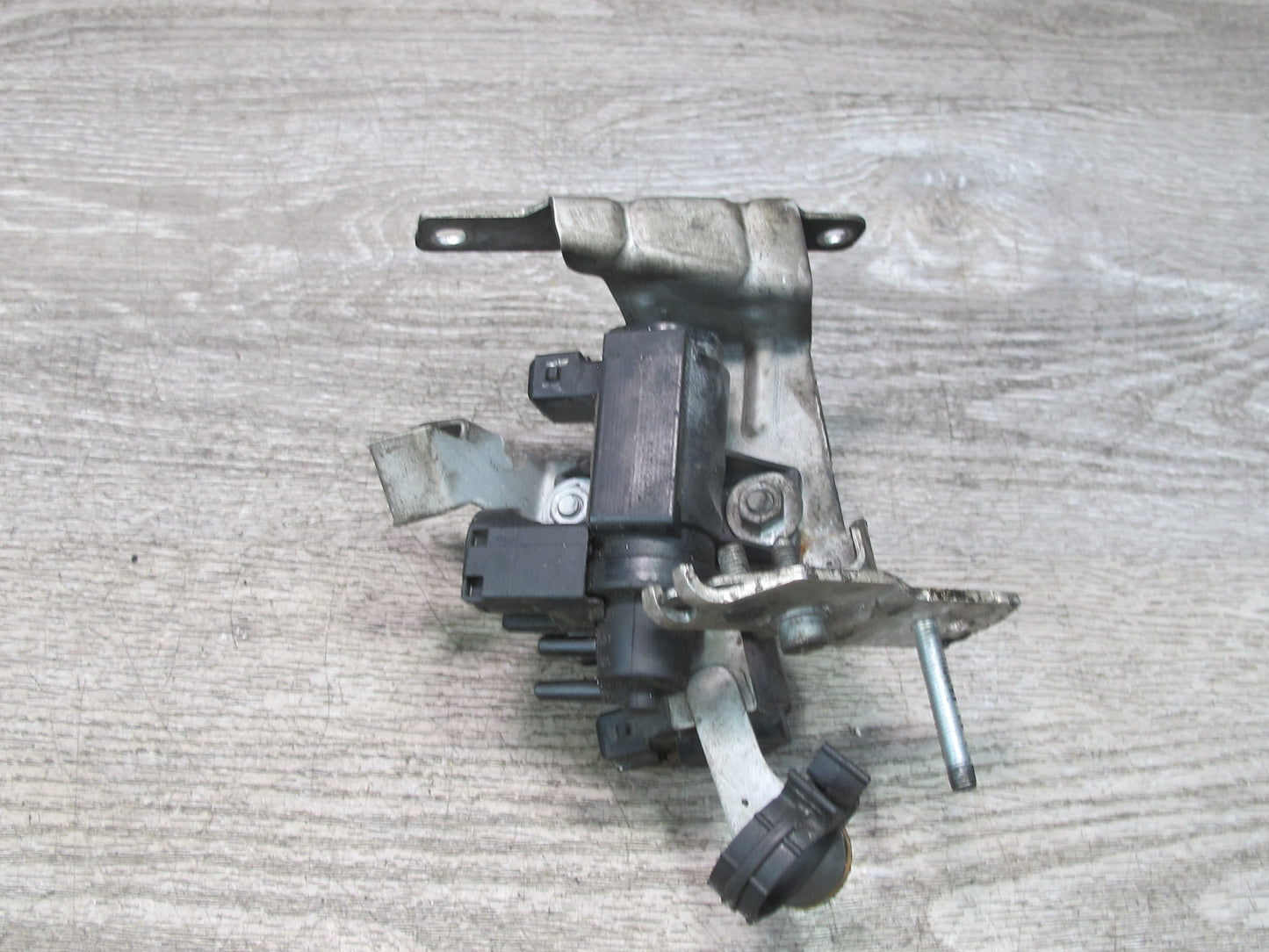 2010-2014 BMW E71 X6M Turbo Boost Pressure Solenoid Valve Set of 2
