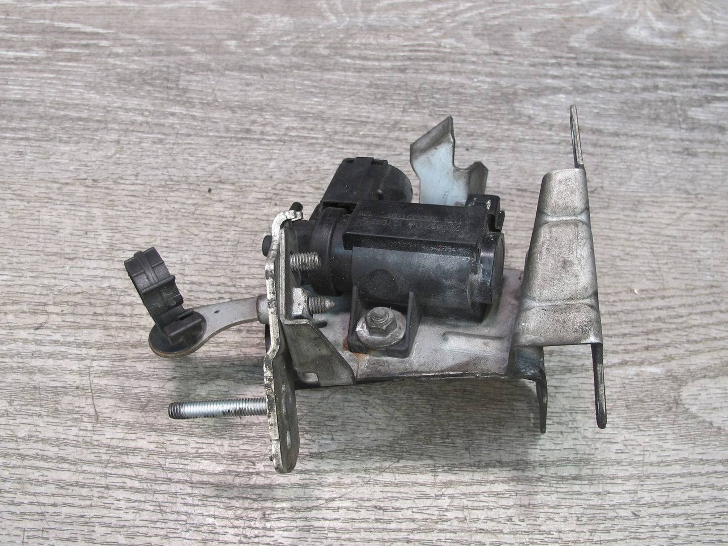 2010-2014 BMW E71 X6M Turbo Boost Pressure Solenoid Valve Set of 2
