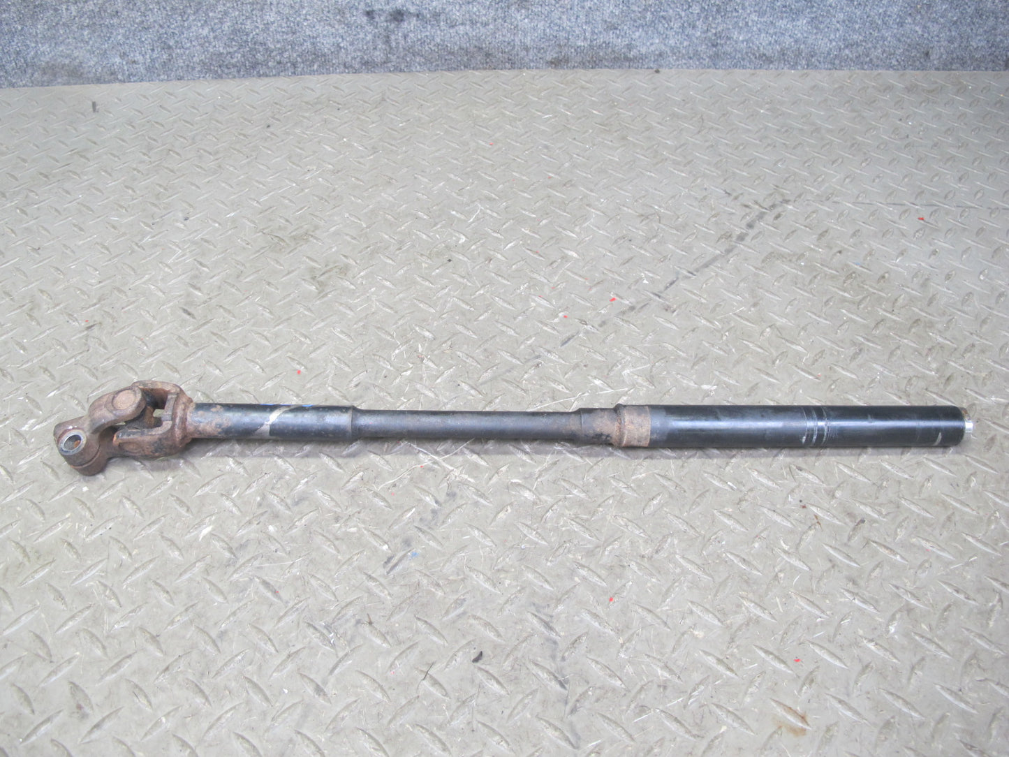 07-10 Saturn SKY Solstice Steering Column Intermediate U Joint Shaft OEM