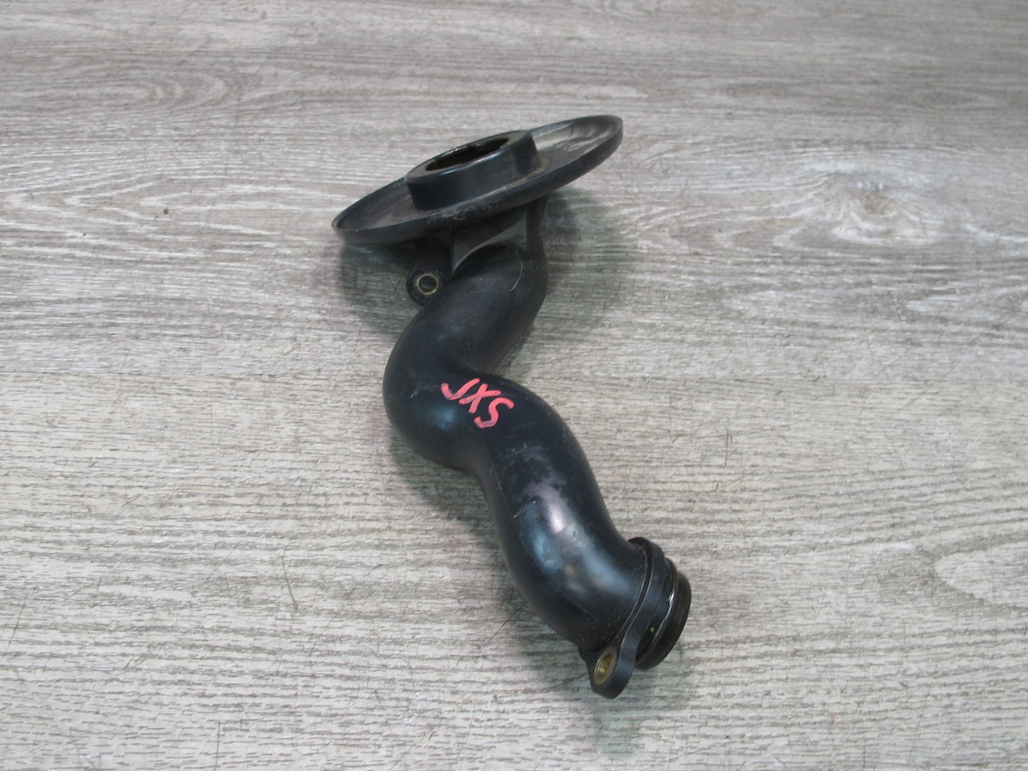 2010-2014 BMW E71 X6M Engine Motor Oil Filler Neck 7588548