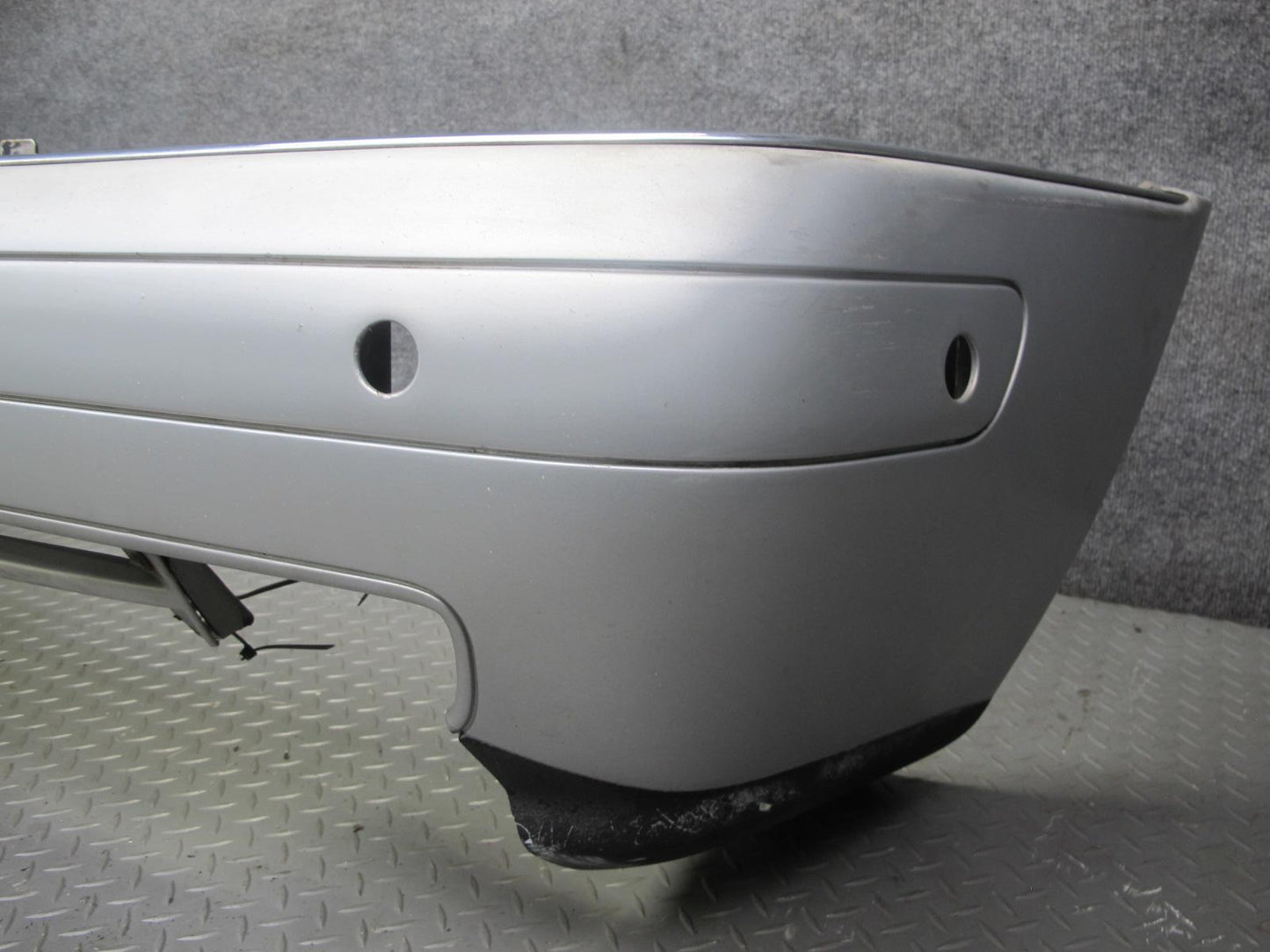 96-99 Mercedes W140 C140 CL Coupe Front Bumper Cover Silver Damaged