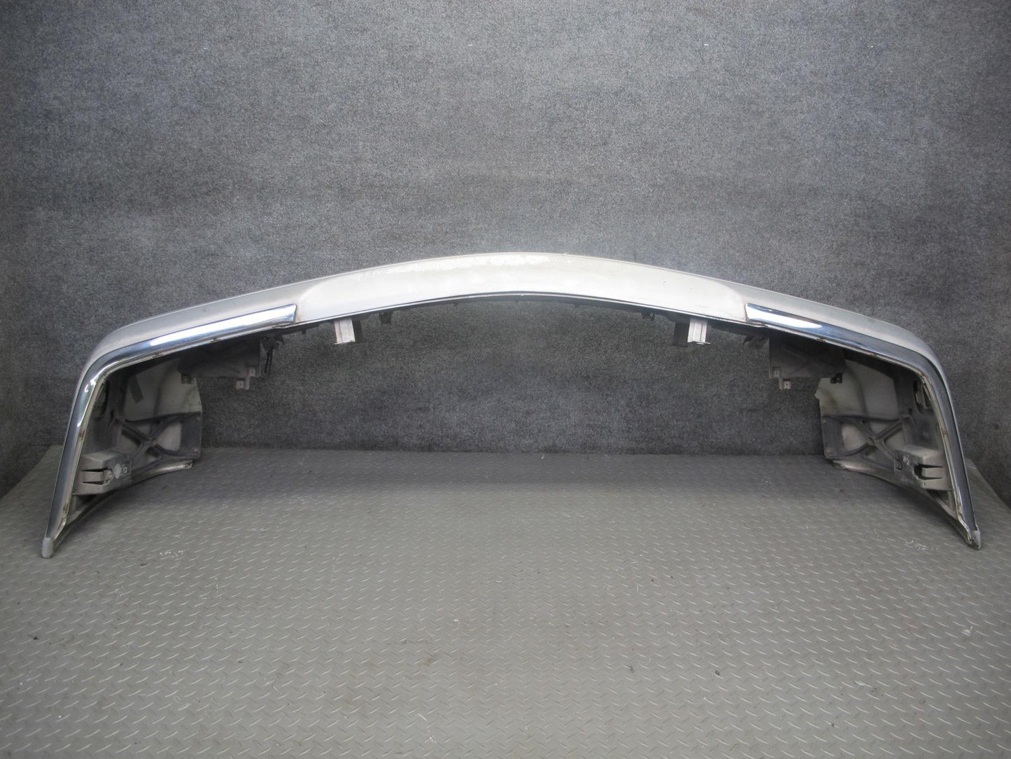 96-99 Mercedes W140 C140 CL Coupe Front Bumper Cover Silver Damaged