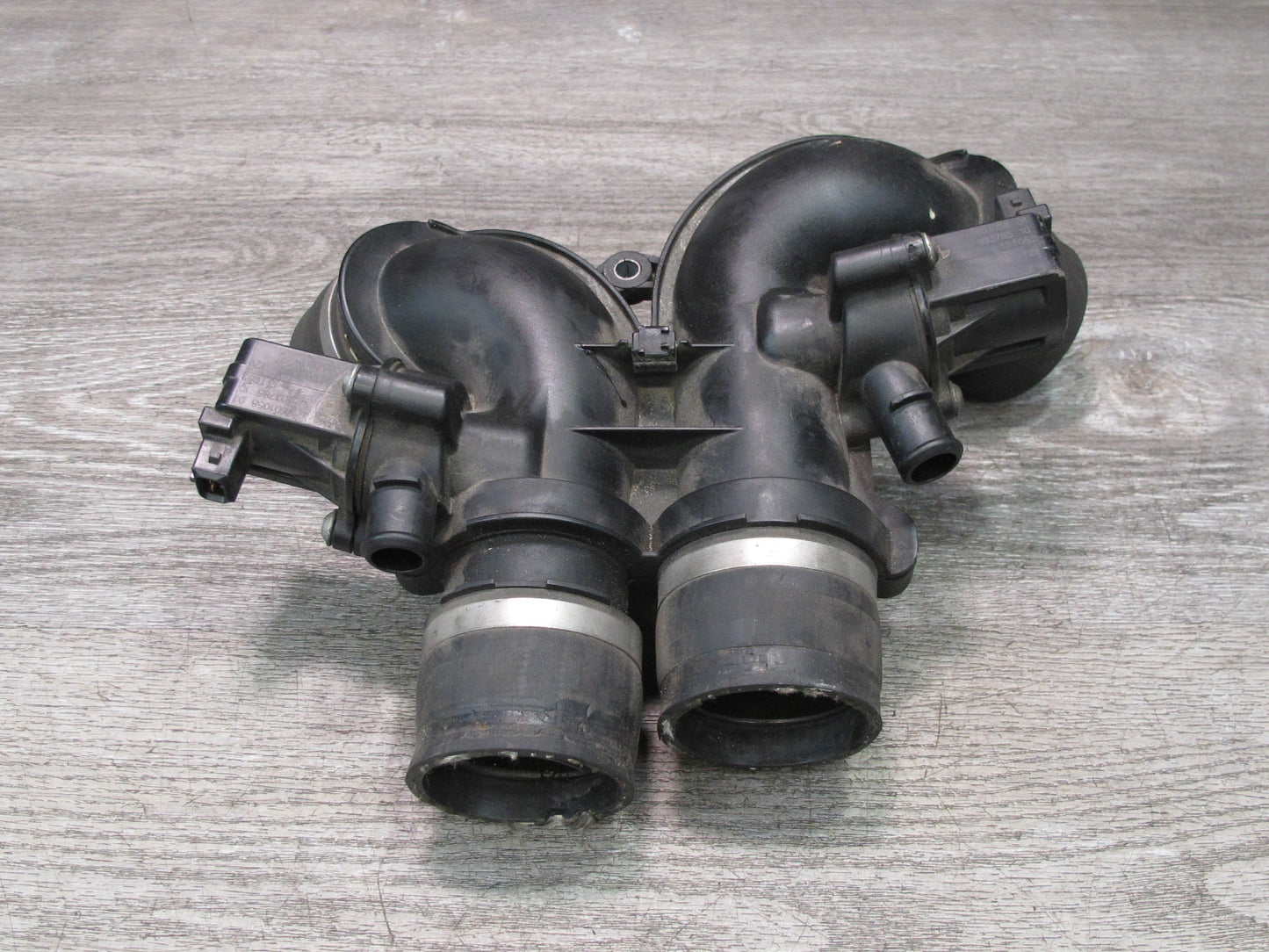 2010-2014 BMW E71 X6M S63 Engine Air Intake Manifold Tube Charge Pipe