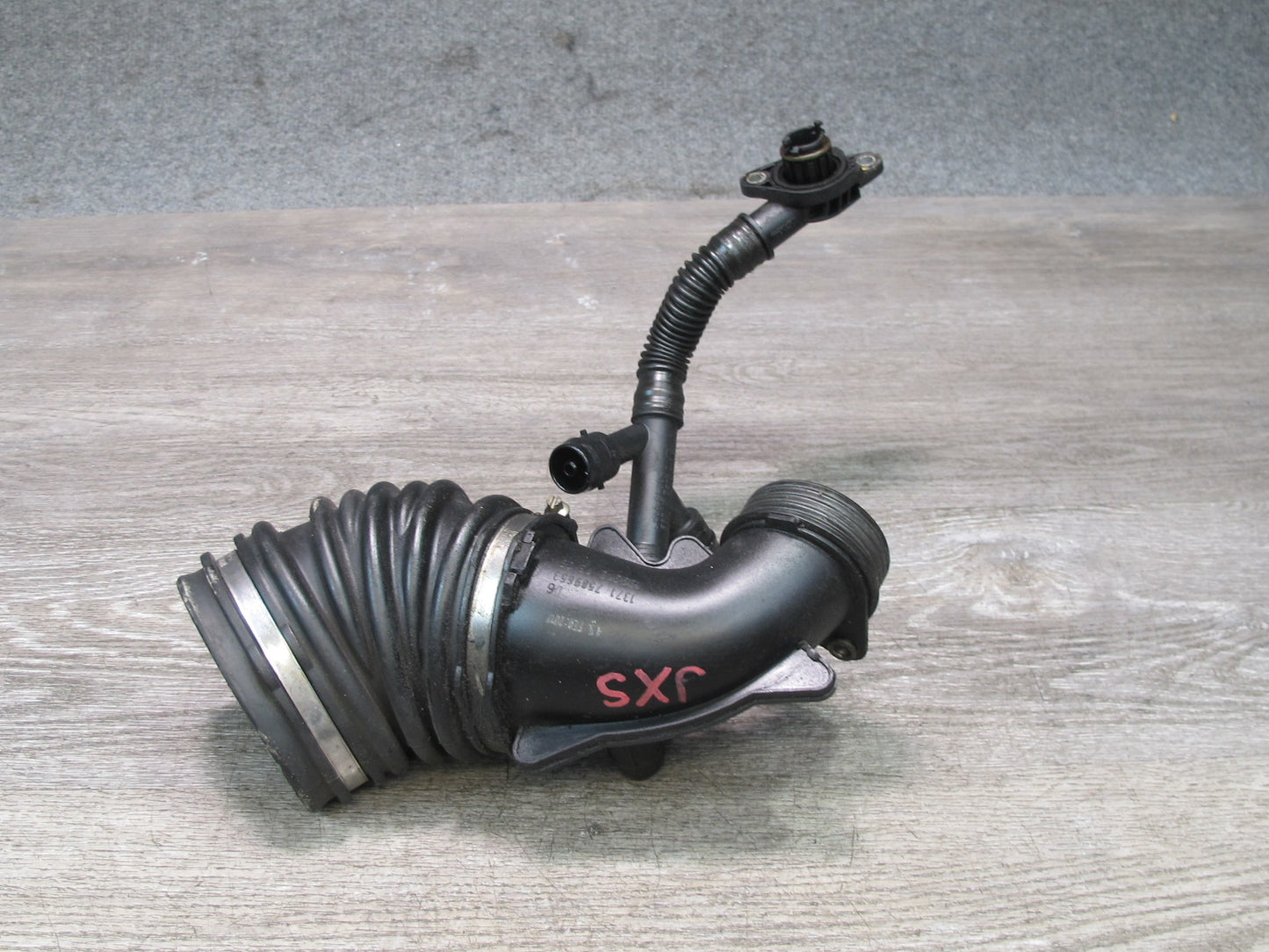 2010-2014 BMW E71 X6M Filtered Air Intake Duct Hose Pipe Line Set of 2