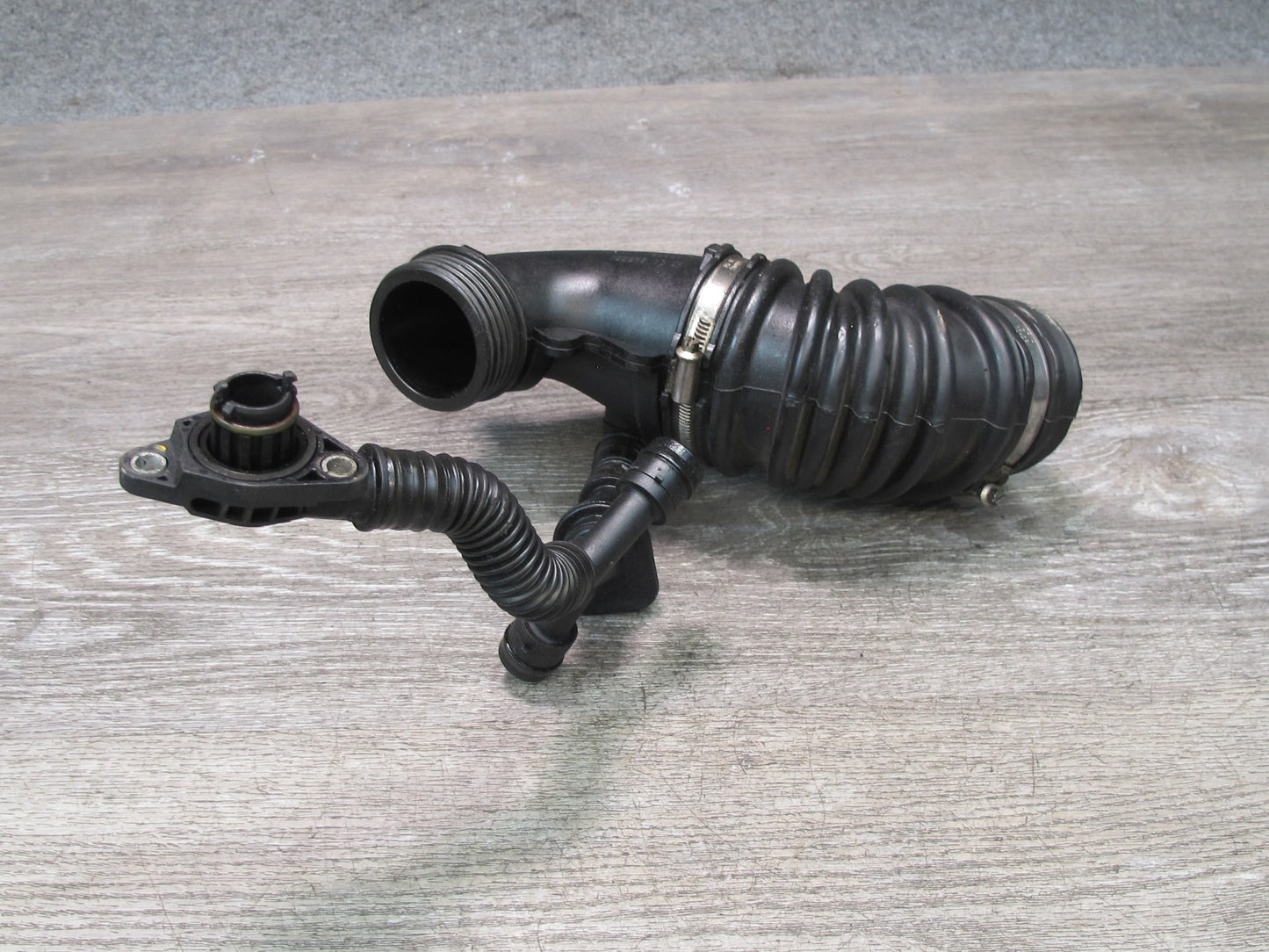 2010-2014 BMW E71 X6M Filtered Air Intake Duct Hose Pipe Line Set of 2