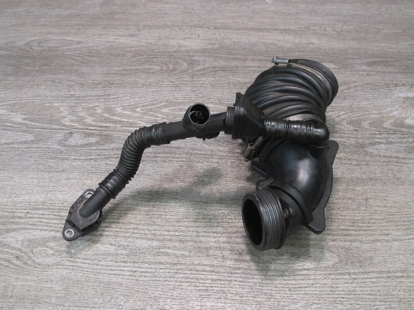 2010-2014 BMW E71 X6M Filtered Air Intake Duct Hose Pipe Line Set of 2
