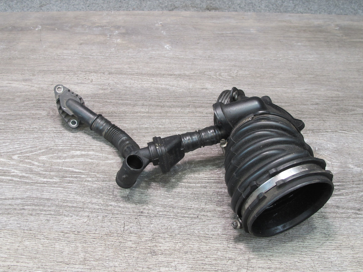 2010-2014 BMW E71 X6M Filtered Air Intake Duct Hose Pipe Line Set of 2