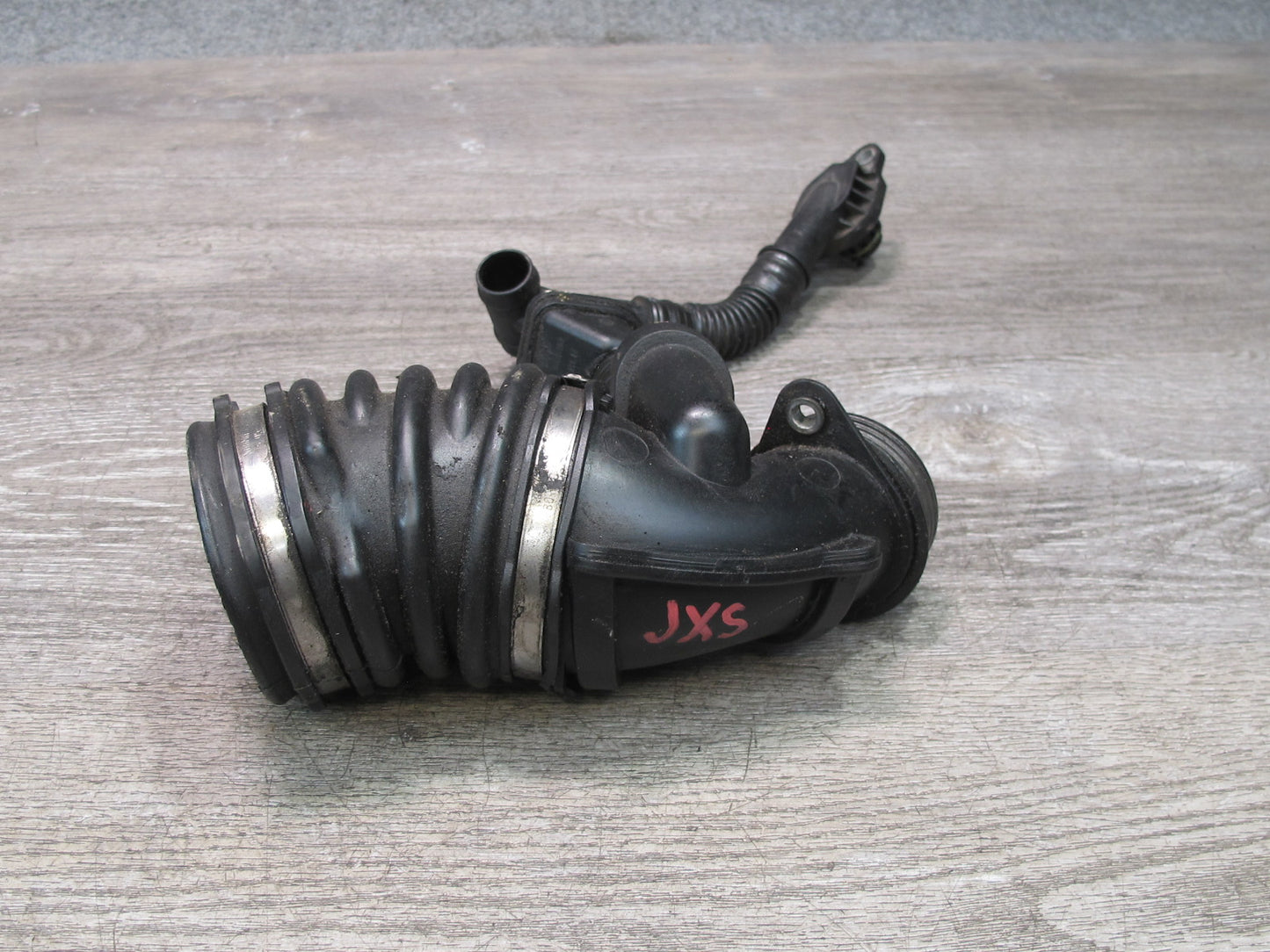 2010-2014 BMW E71 X6M Filtered Air Intake Duct Hose Pipe Line Set of 2
