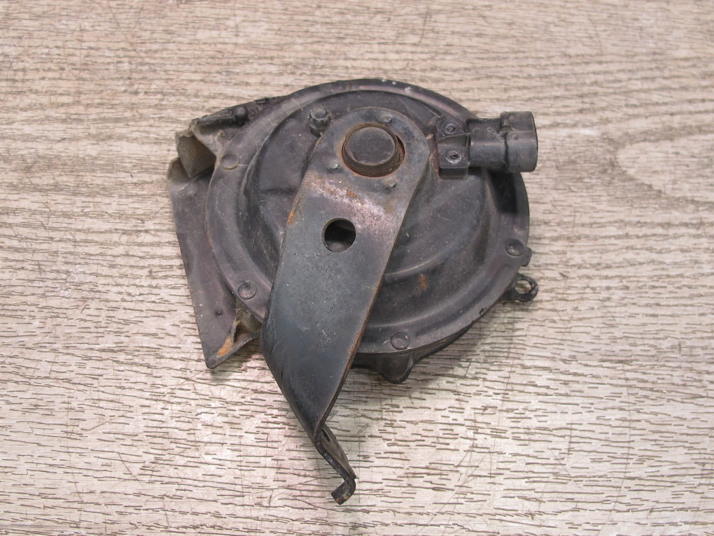 84-96 Chevrolet Corvette C4 Set of 2 High & Low Tone Note Pitch Horn Signal OEM
