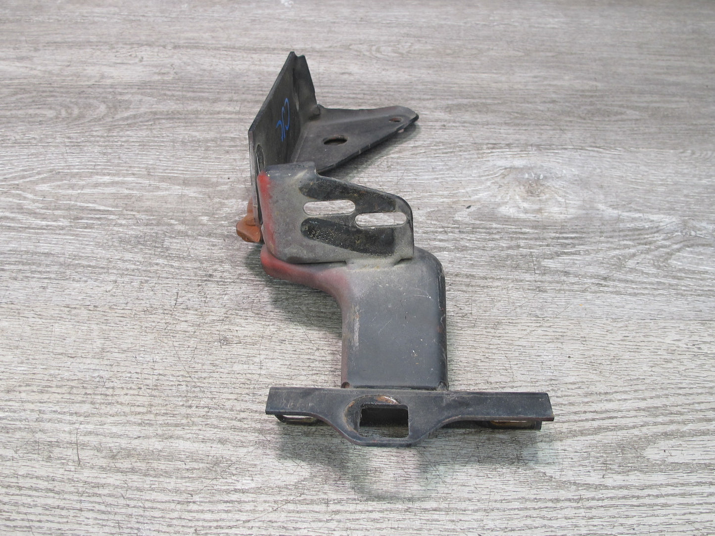 90-96 Chevrolet Corvette C4 Set of 2 Front Left & Right Hood Hinge OEM