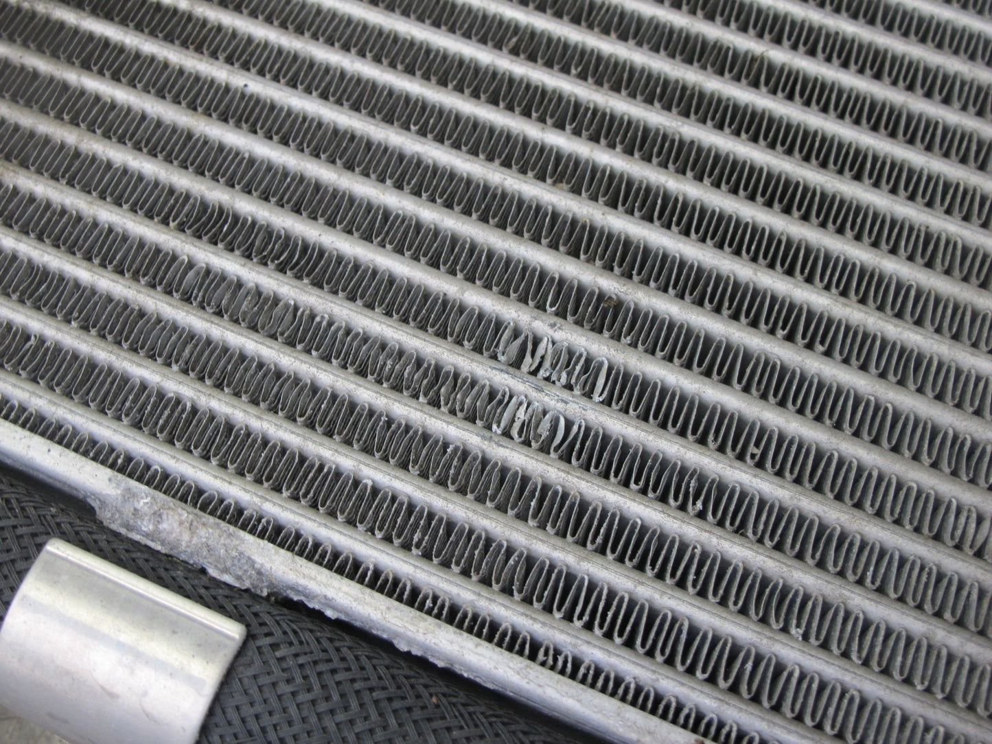 07-10 Saturn SKY Pontiac Solstice 2.0L Turbo Air Intercooler 88K 25820725 OEM