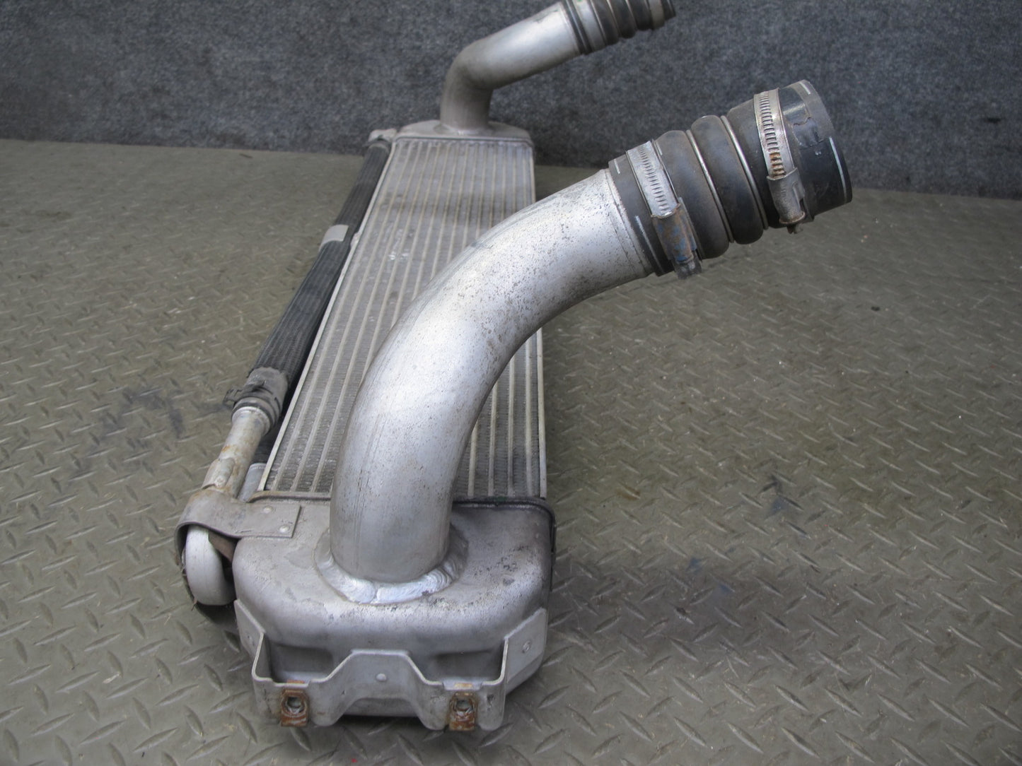 07-10 Saturn SKY Pontiac Solstice 2.0L Turbo Air Intercooler 88K 25820725 OEM
