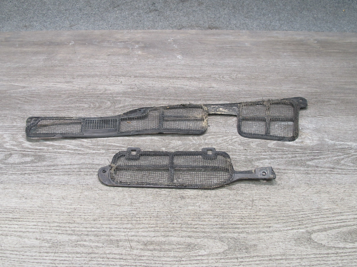 84-96 Chevrolet Corvette C4 Windshield Cowl Drain Screen Grille Trim Set OEM