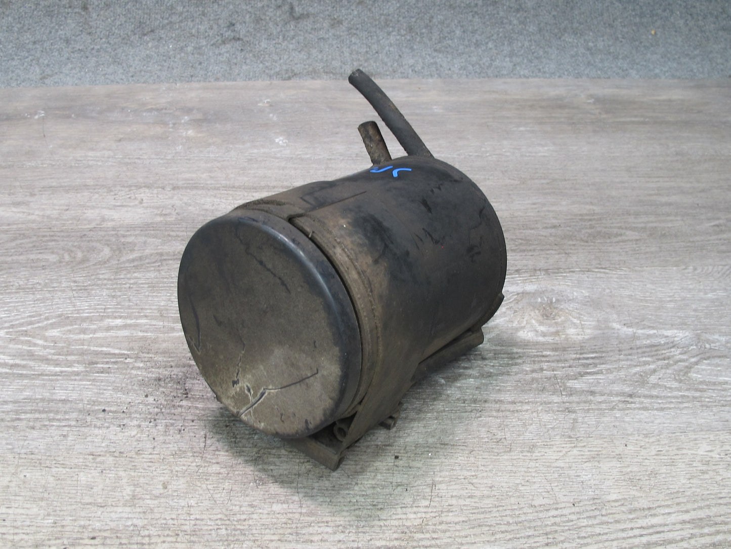 91-96 Chevrolet Corvette C4 Fuel Evap Vapor Charcoal Canister Purge Valve OEM
