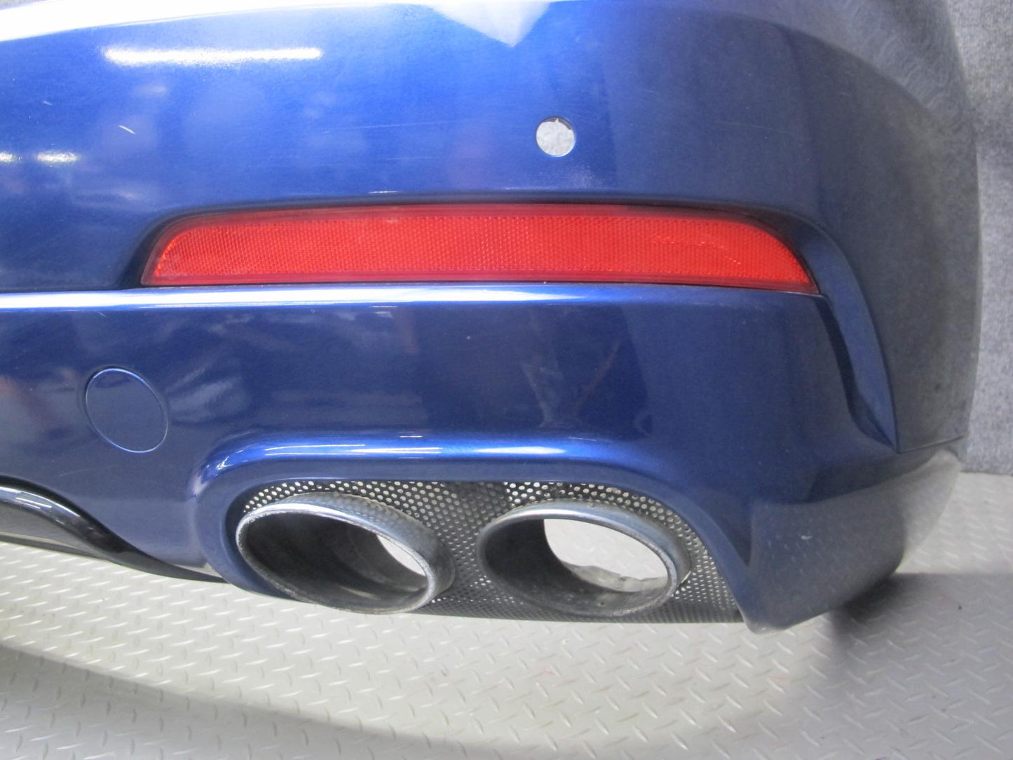2017-2020 Maserati Levante M161 Rear Bumper Cover W/o PDC Sensors Blue