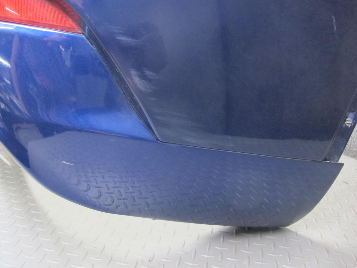 2017-2020 Maserati Levante M161 Rear Bumper Cover W/o PDC Sensors Blue